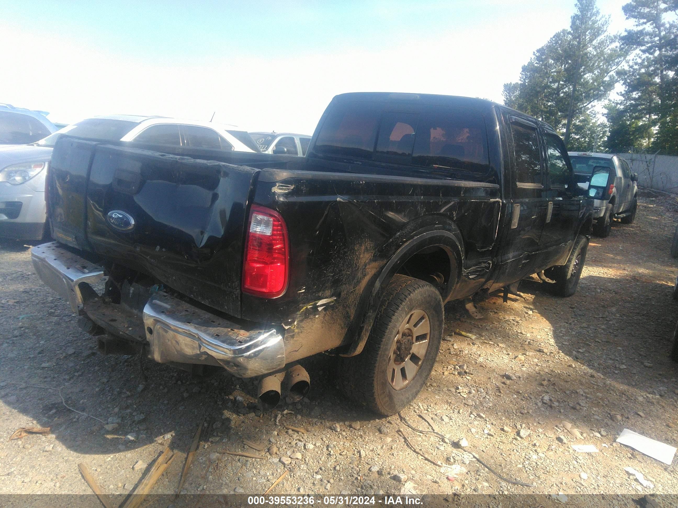 Photo 3 VIN: 1FTSW21R98EA83801 - FORD F250 