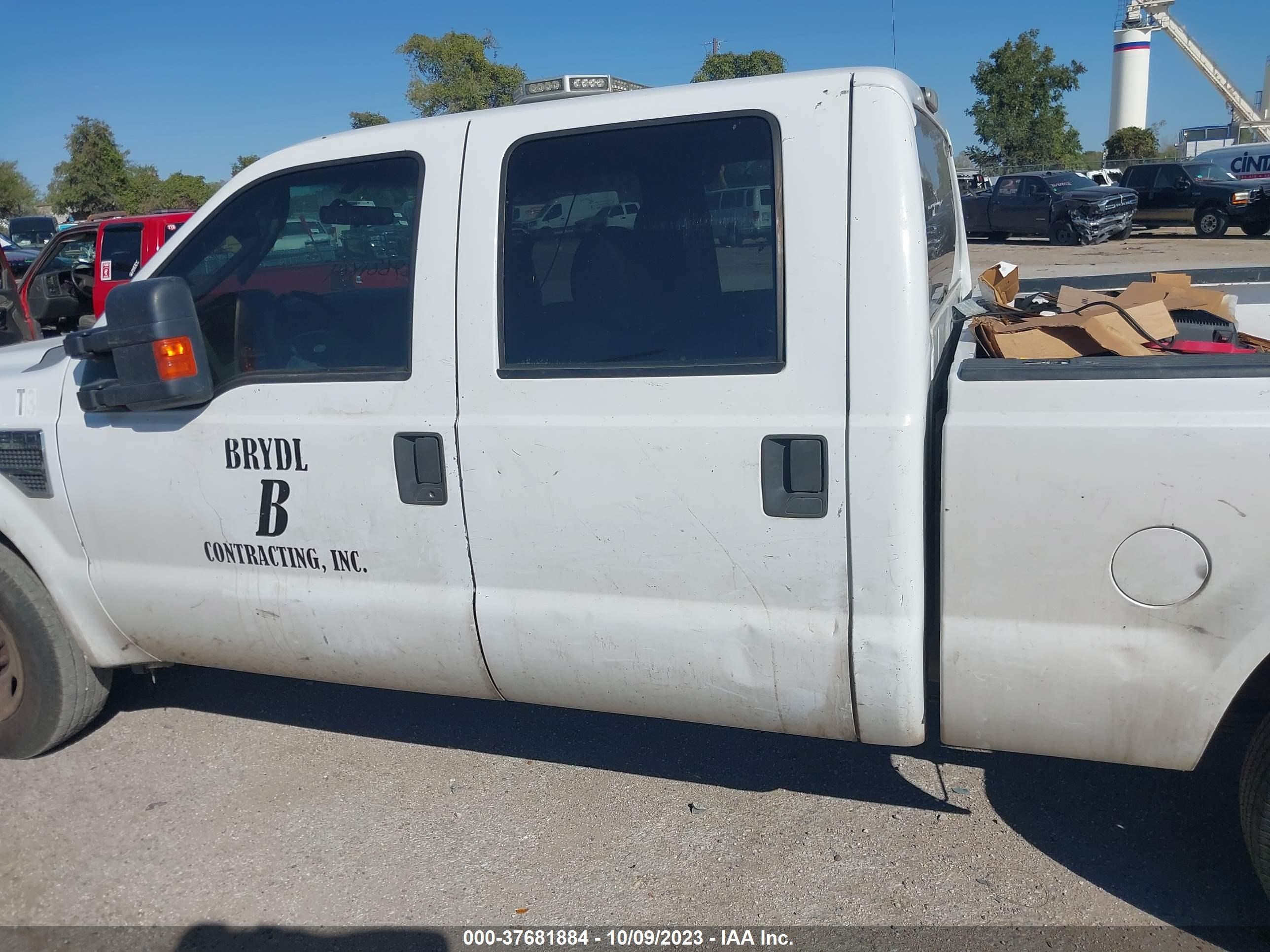 Photo 13 VIN: 1FTSW2A50AEA10156 - FORD F250 