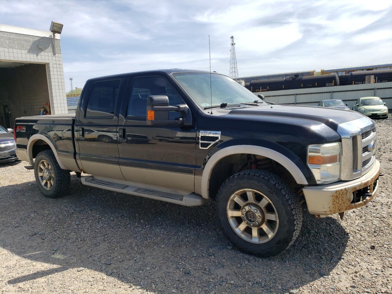 Photo 3 VIN: 1FTSW2B57AEB01861 - FORD F250 