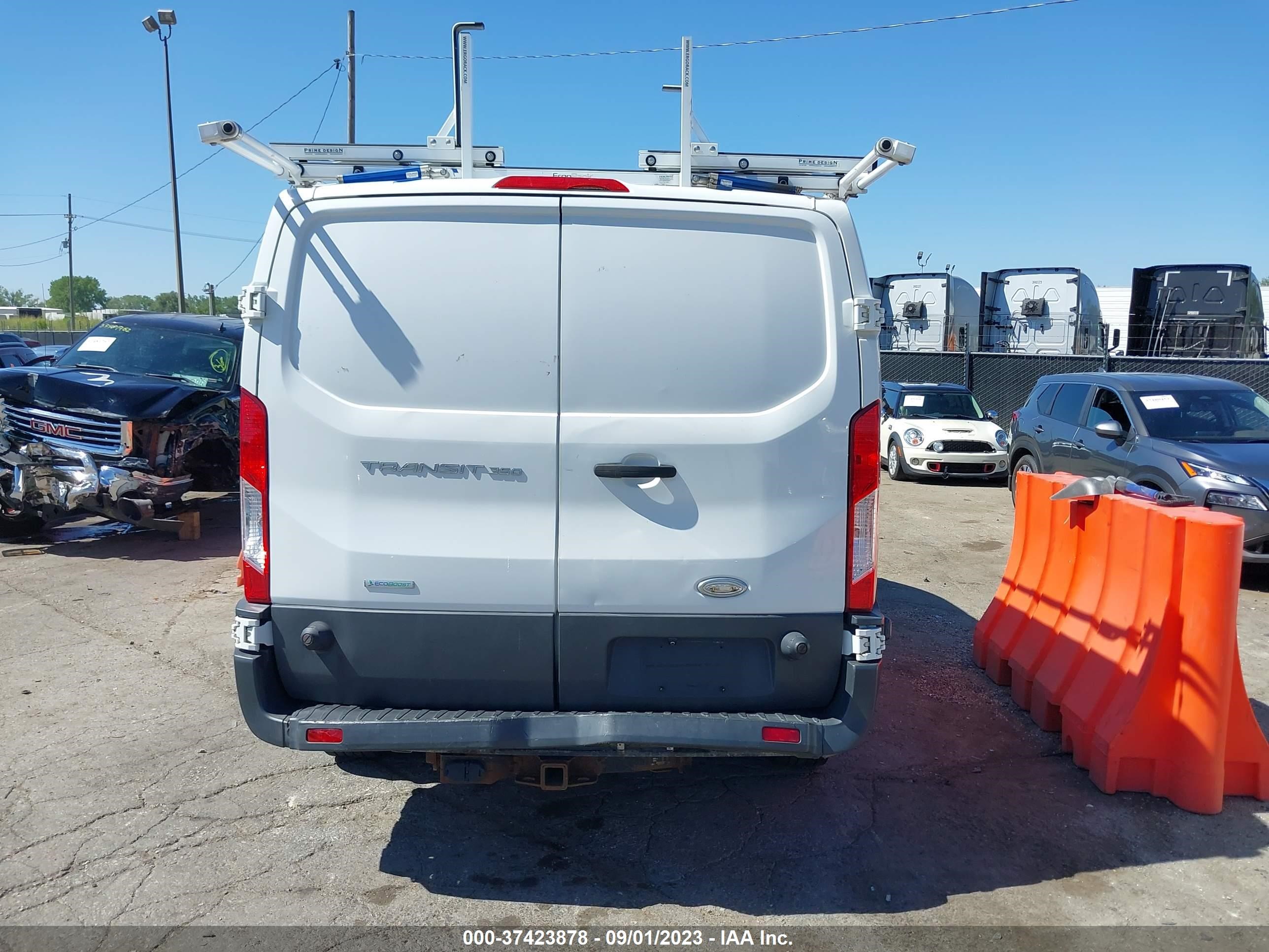 Photo 16 VIN: 1FTSW2ZG9FKA52940 - FORD TRANSIT 