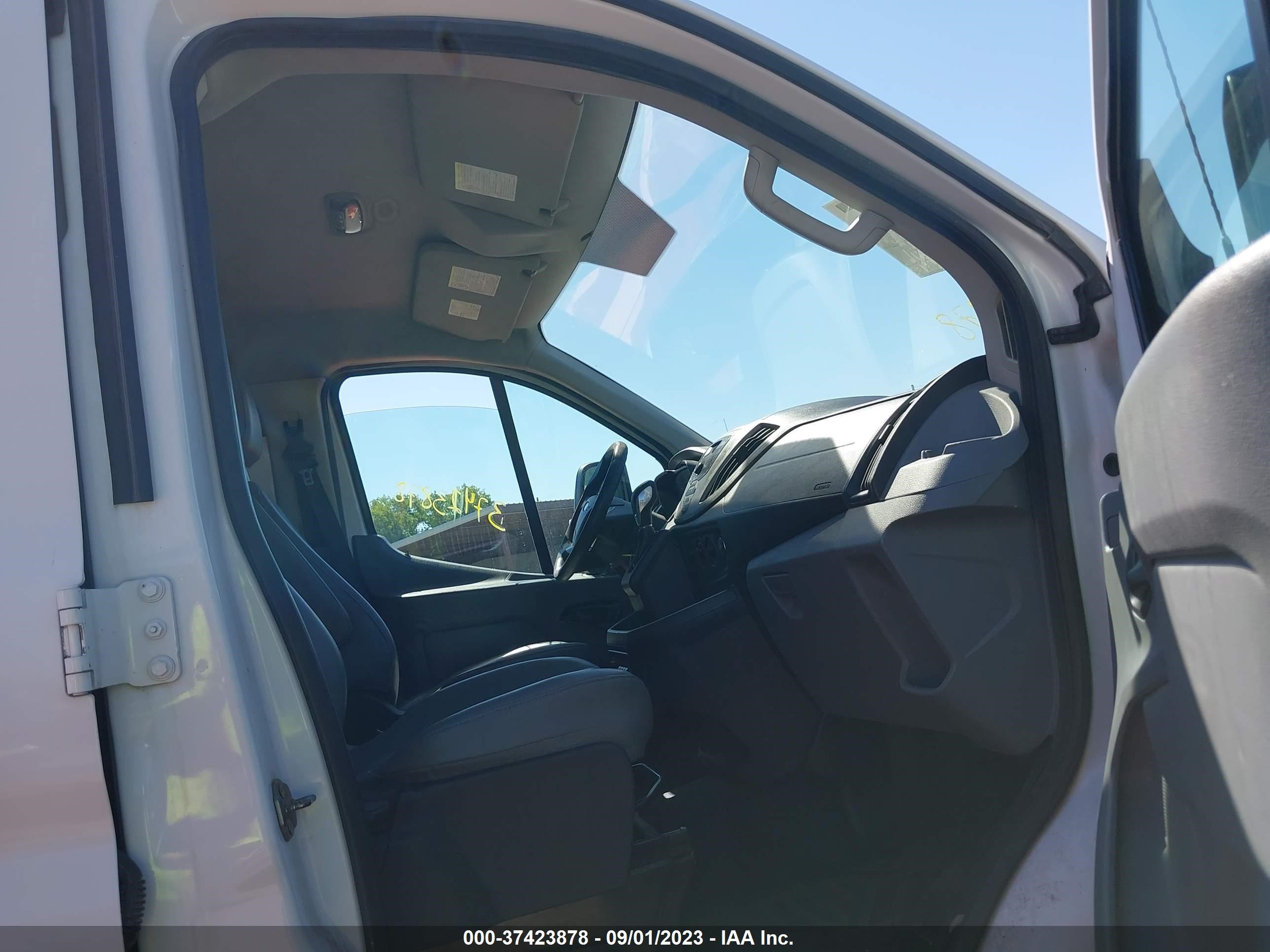 Photo 4 VIN: 1FTSW2ZG9FKA52940 - FORD TRANSIT 