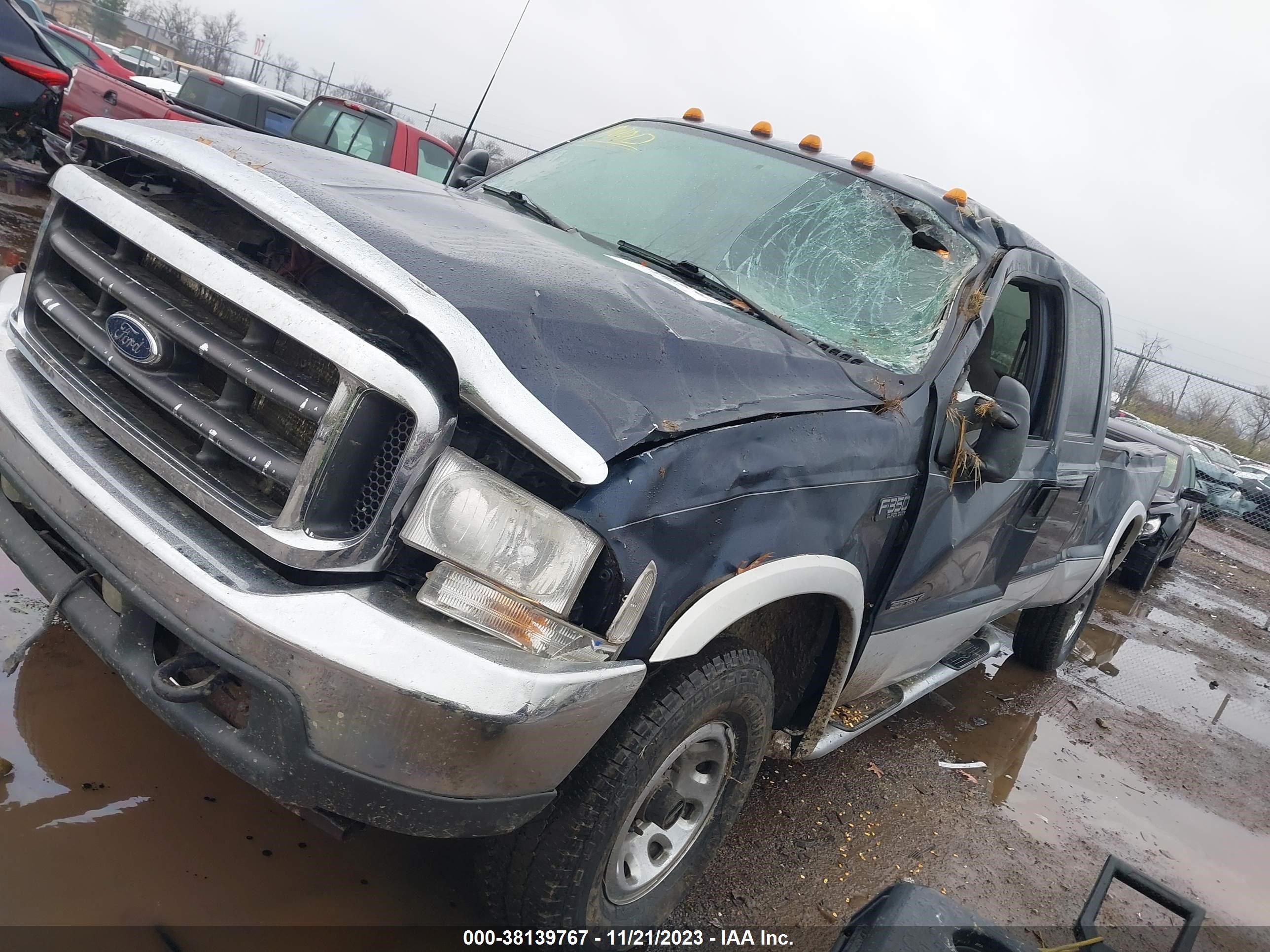 Photo 2 VIN: 1FTSW31F02EB68416 - FORD F350 