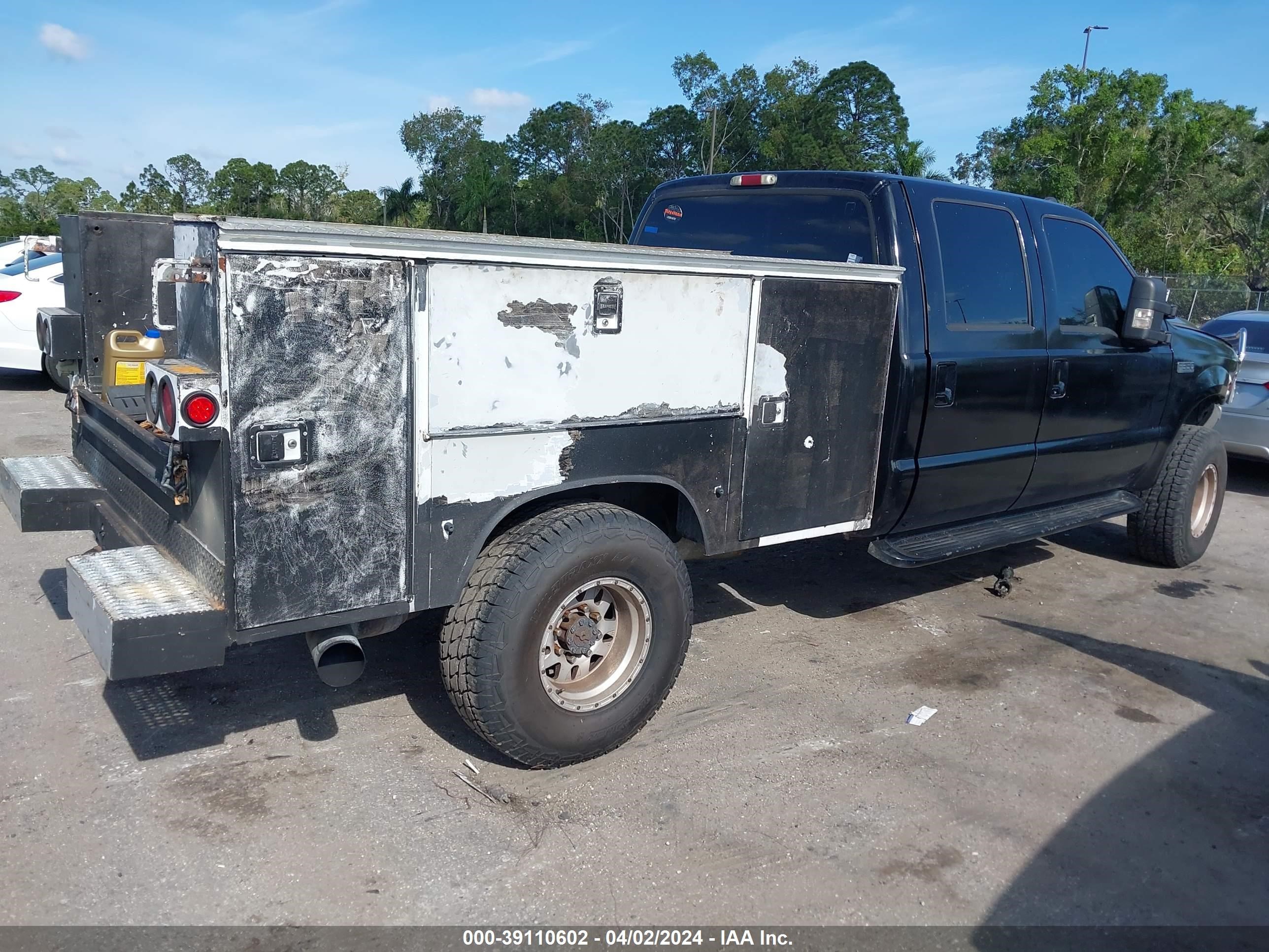 Photo 3 VIN: 1FTSW31F2YEC43514 - FORD F350 