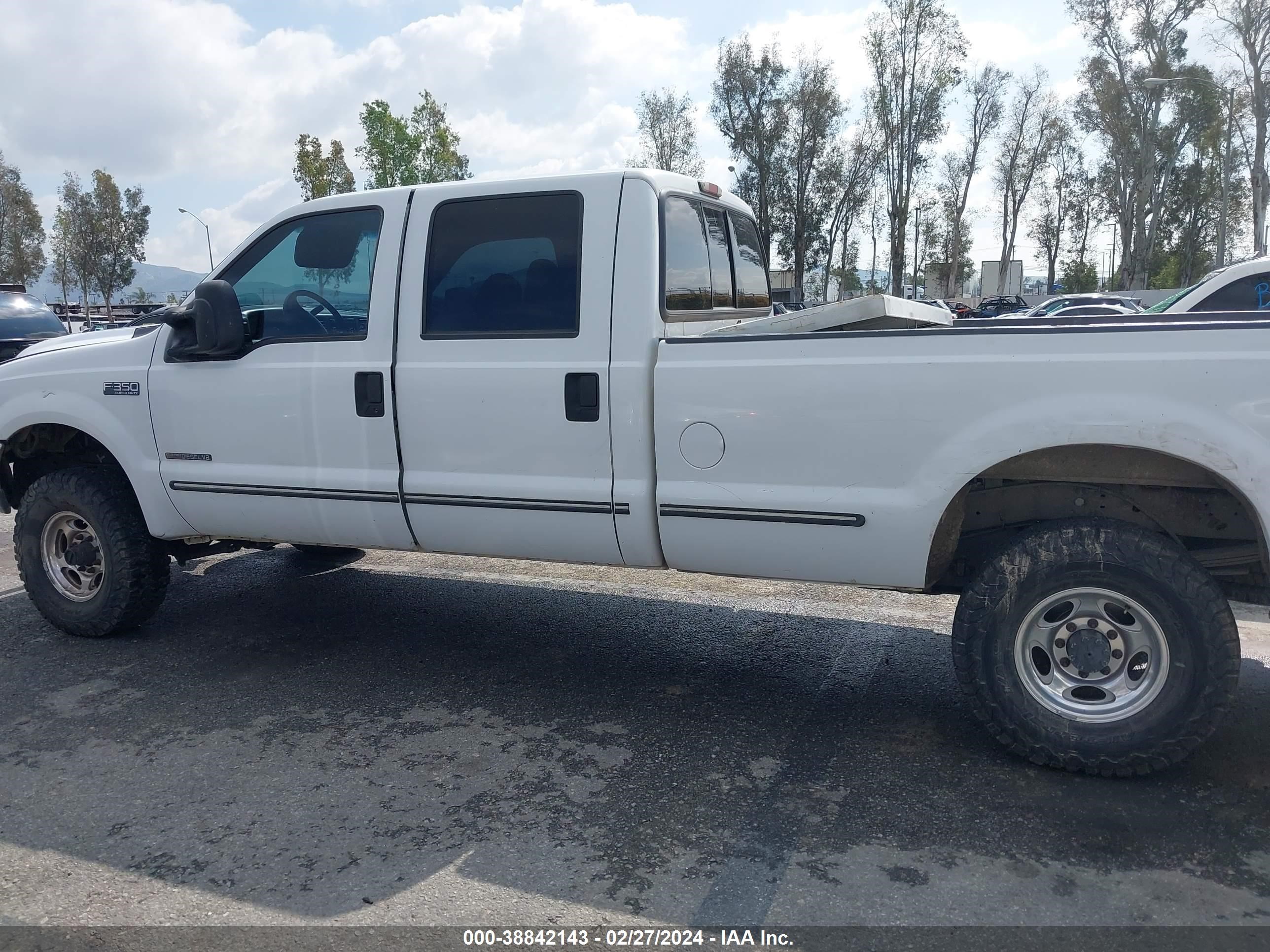 Photo 12 VIN: 1FTSW31F4XED37182 - FORD F350 