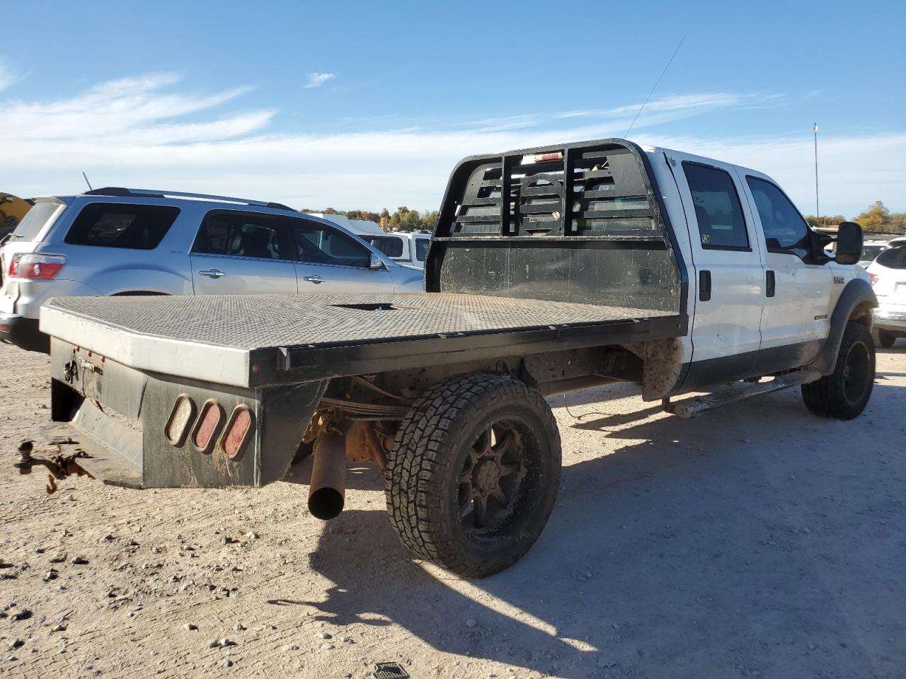 Photo 2 VIN: 1FTSW31F52EB50056 - FORD F350 