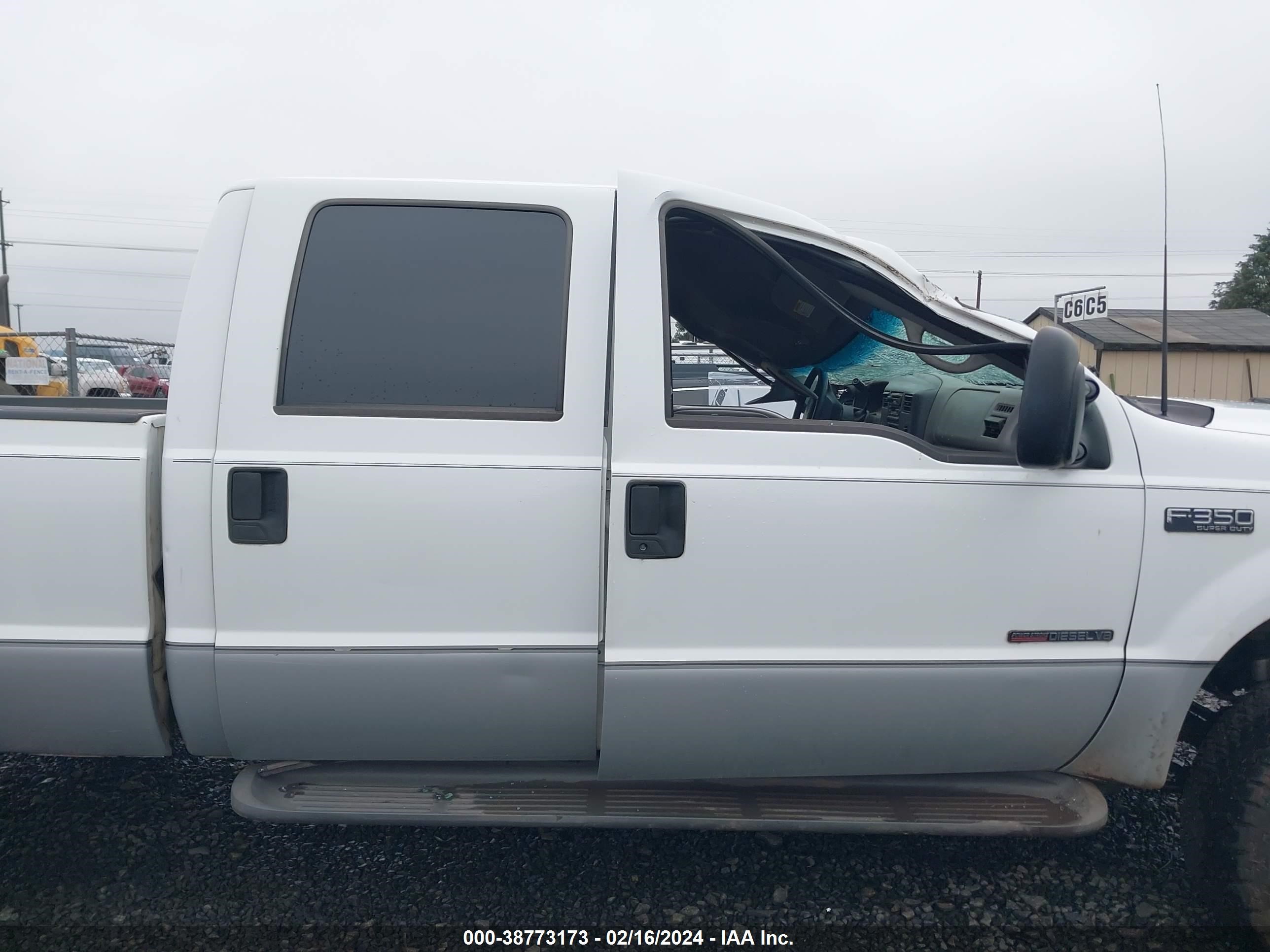 Photo 12 VIN: 1FTSW31F6YEB64220 - FORD F350 