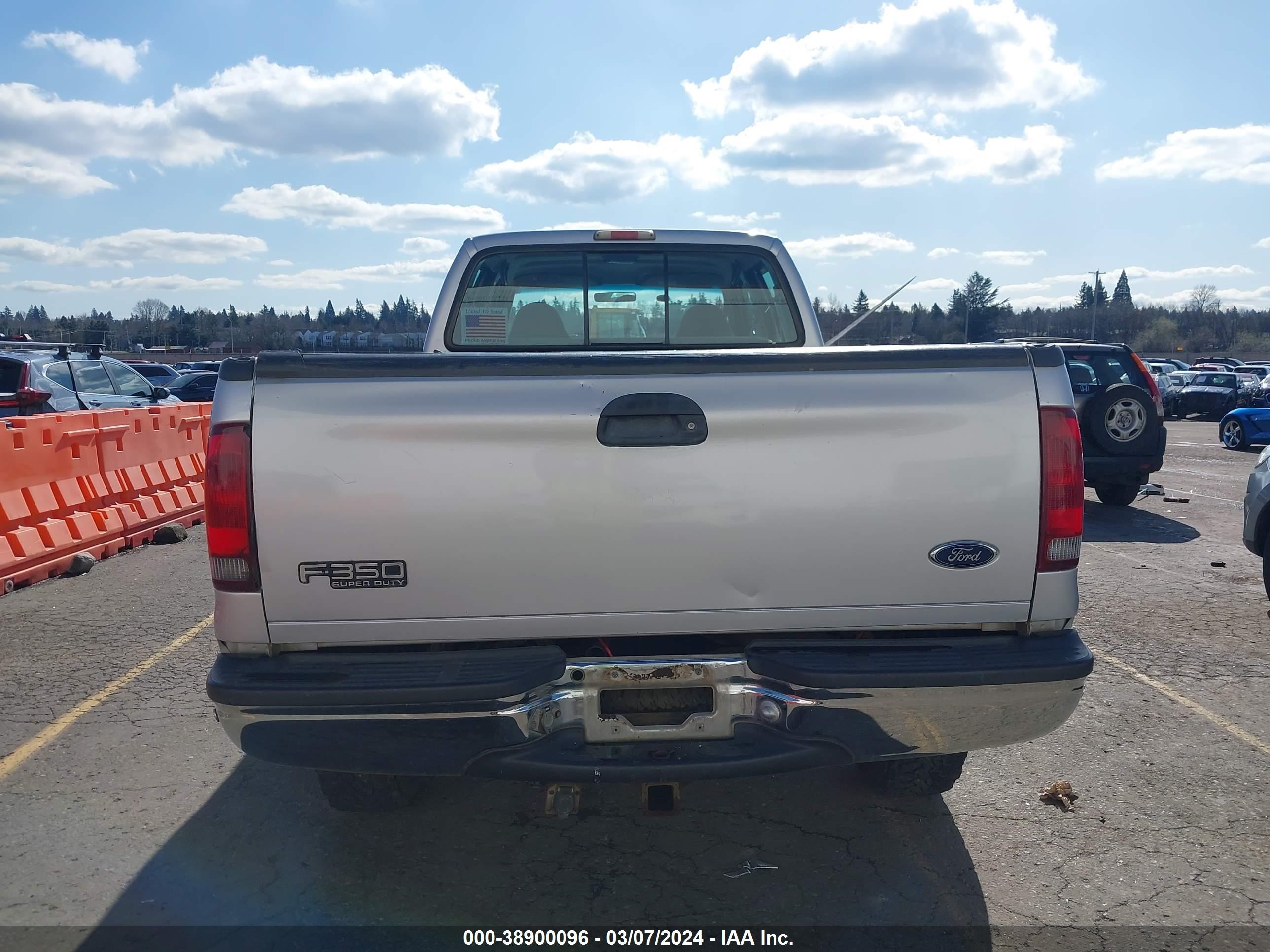 Photo 14 VIN: 1FTSW31F8XEE20761 - FORD F350 