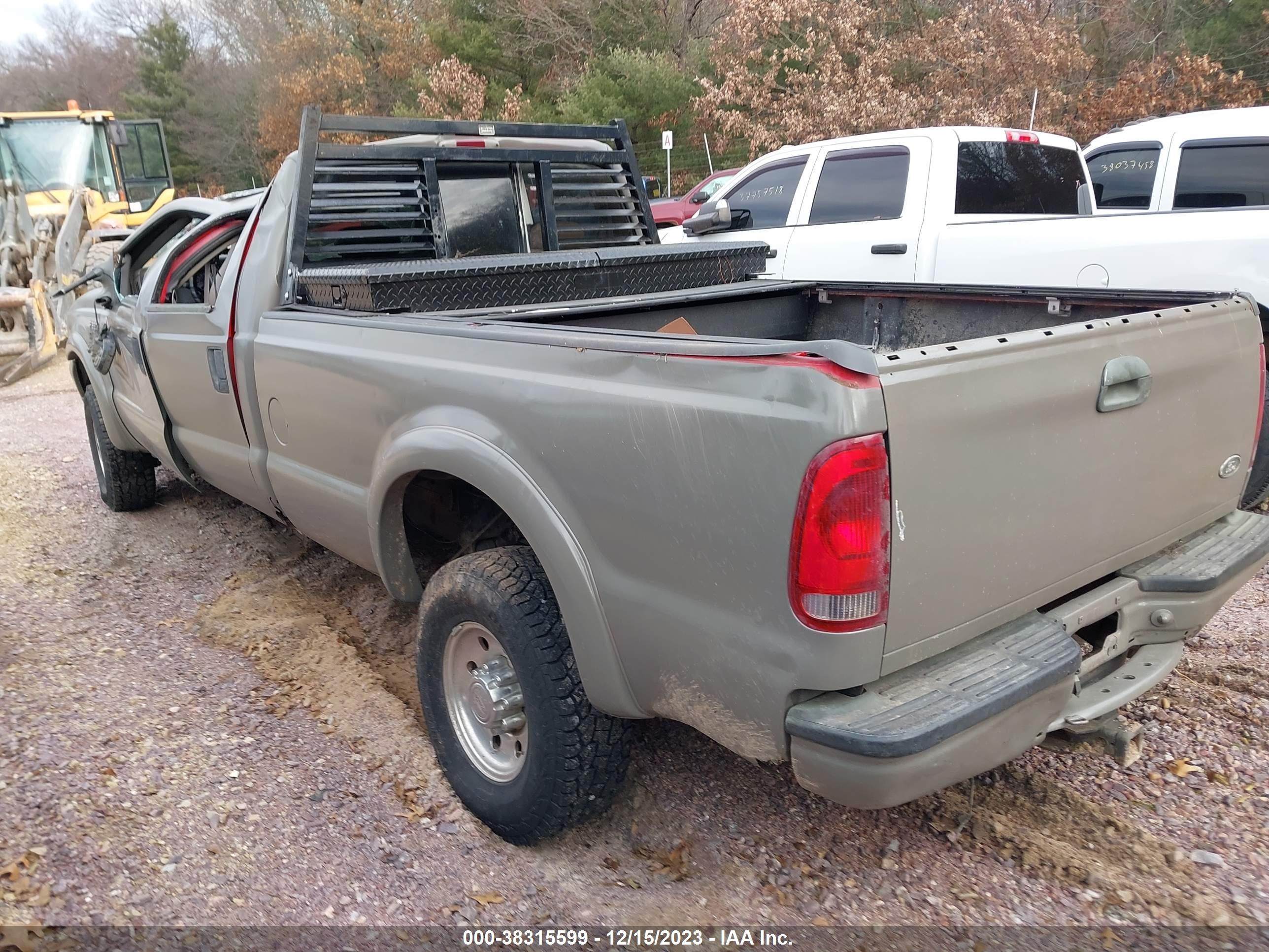 Photo 2 VIN: 1FTSW31FXXEB36578 - FORD F350 