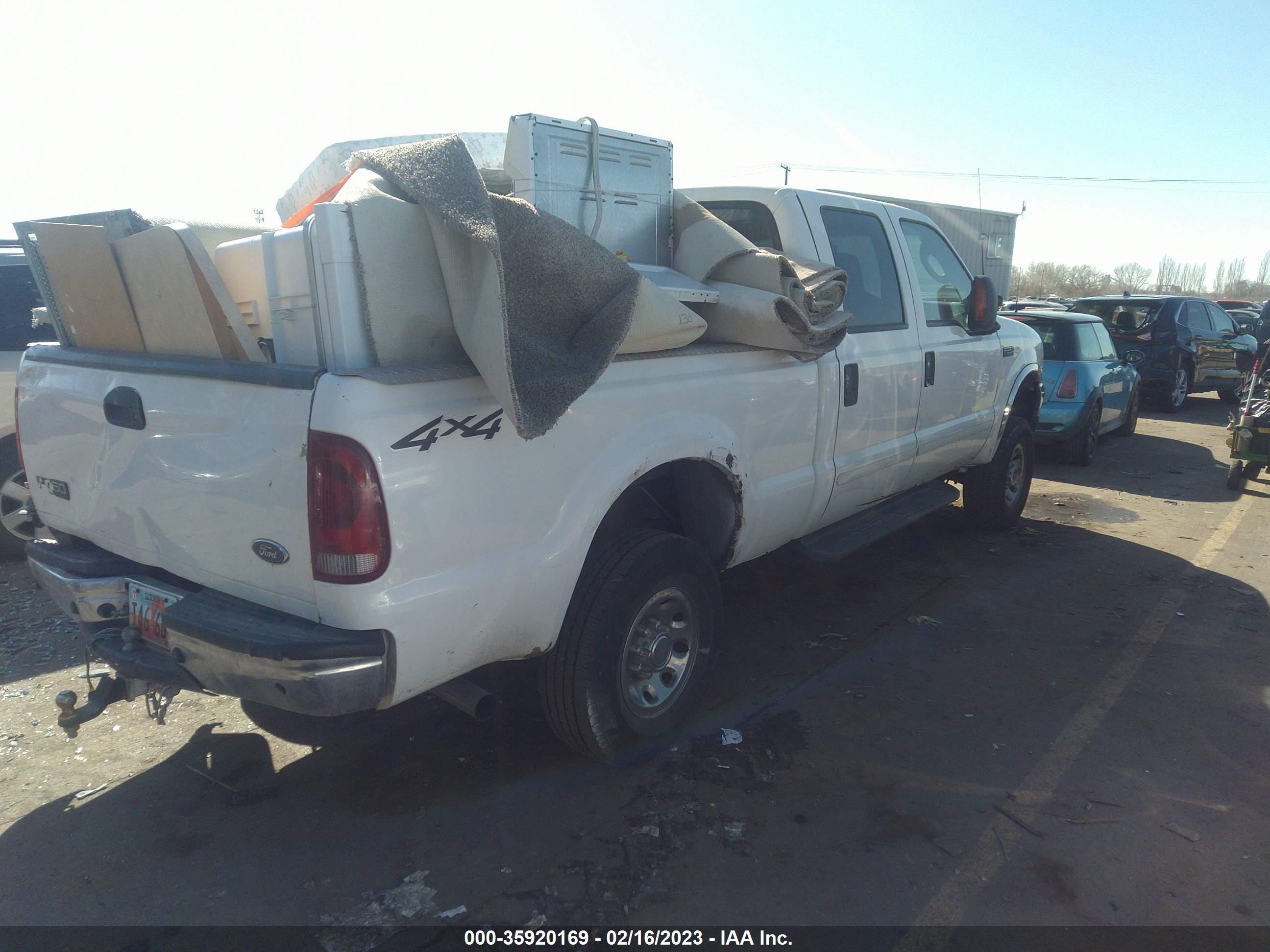 Photo 3 VIN: 1FTSW31L03ED42637 - FORD F350 