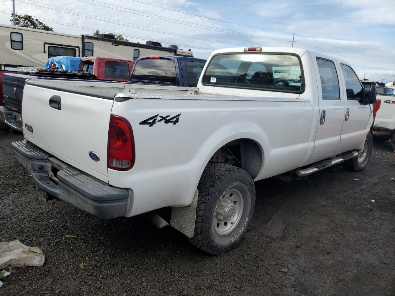 Photo 2 VIN: 1FTSW31L62EA62638 - FORD F350 