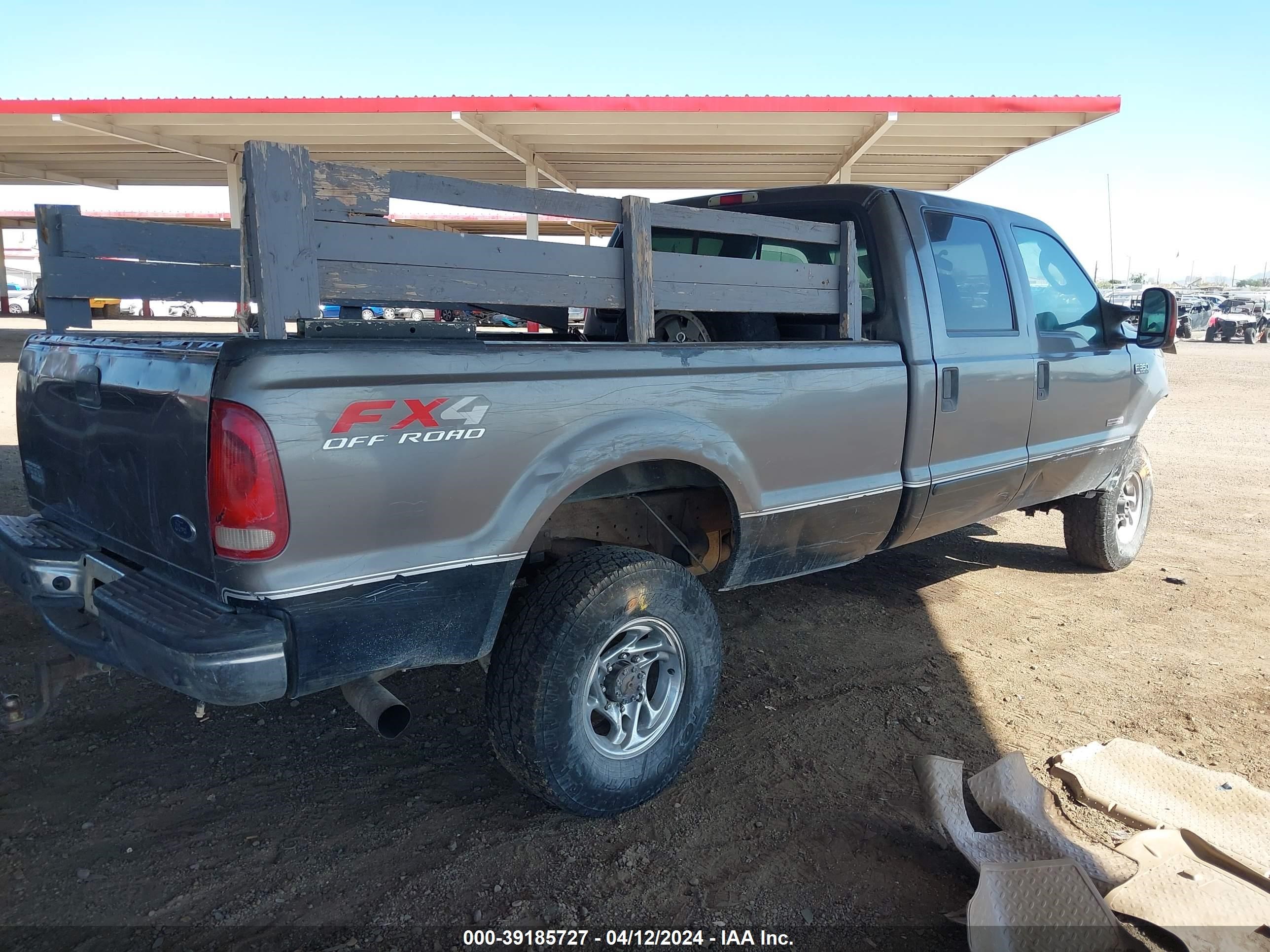 Photo 3 VIN: 1FTSW31P14ED31229 - FORD F350 