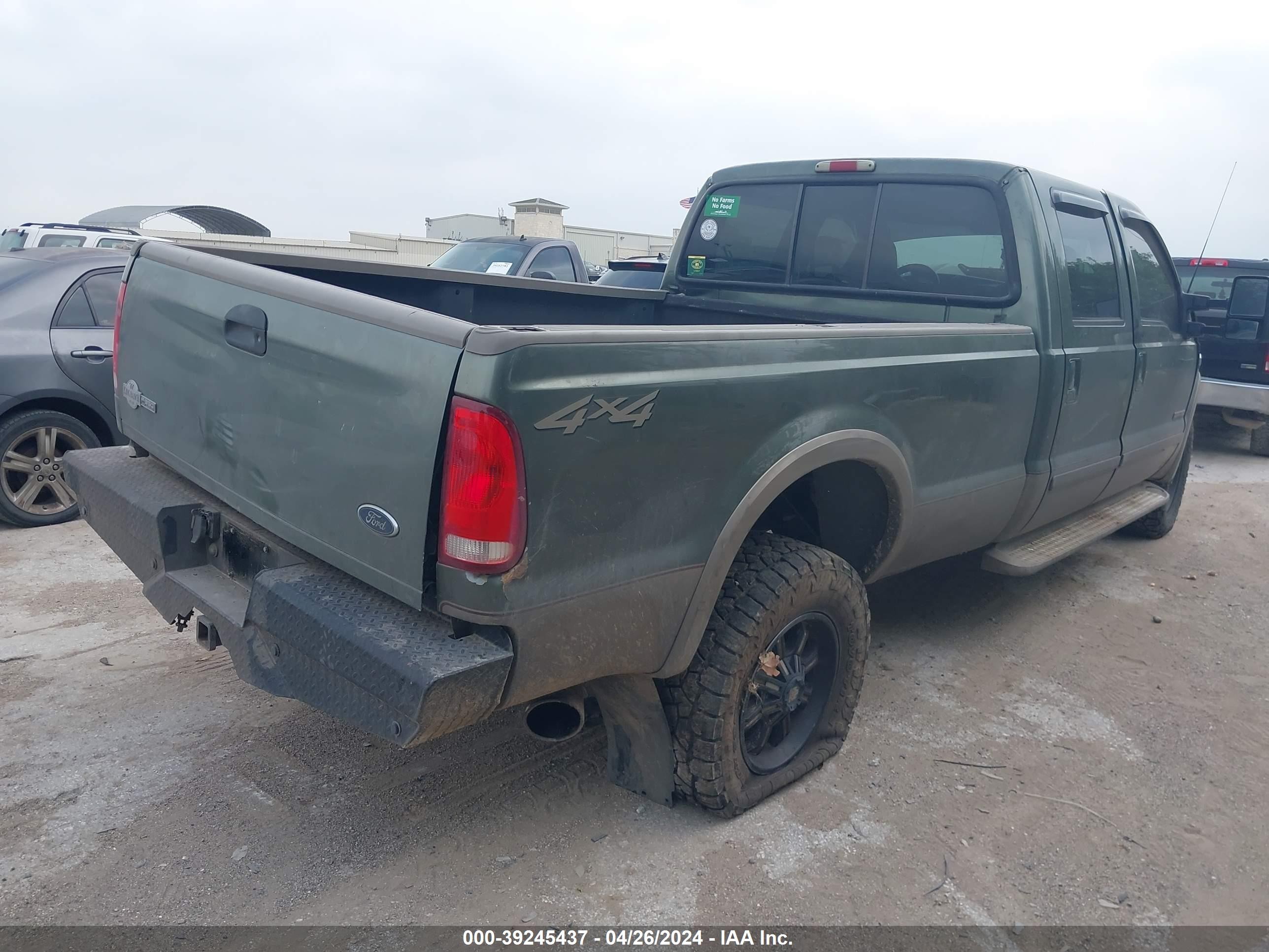 Photo 3 VIN: 1FTSW31P43EB53976 - FORD F350 