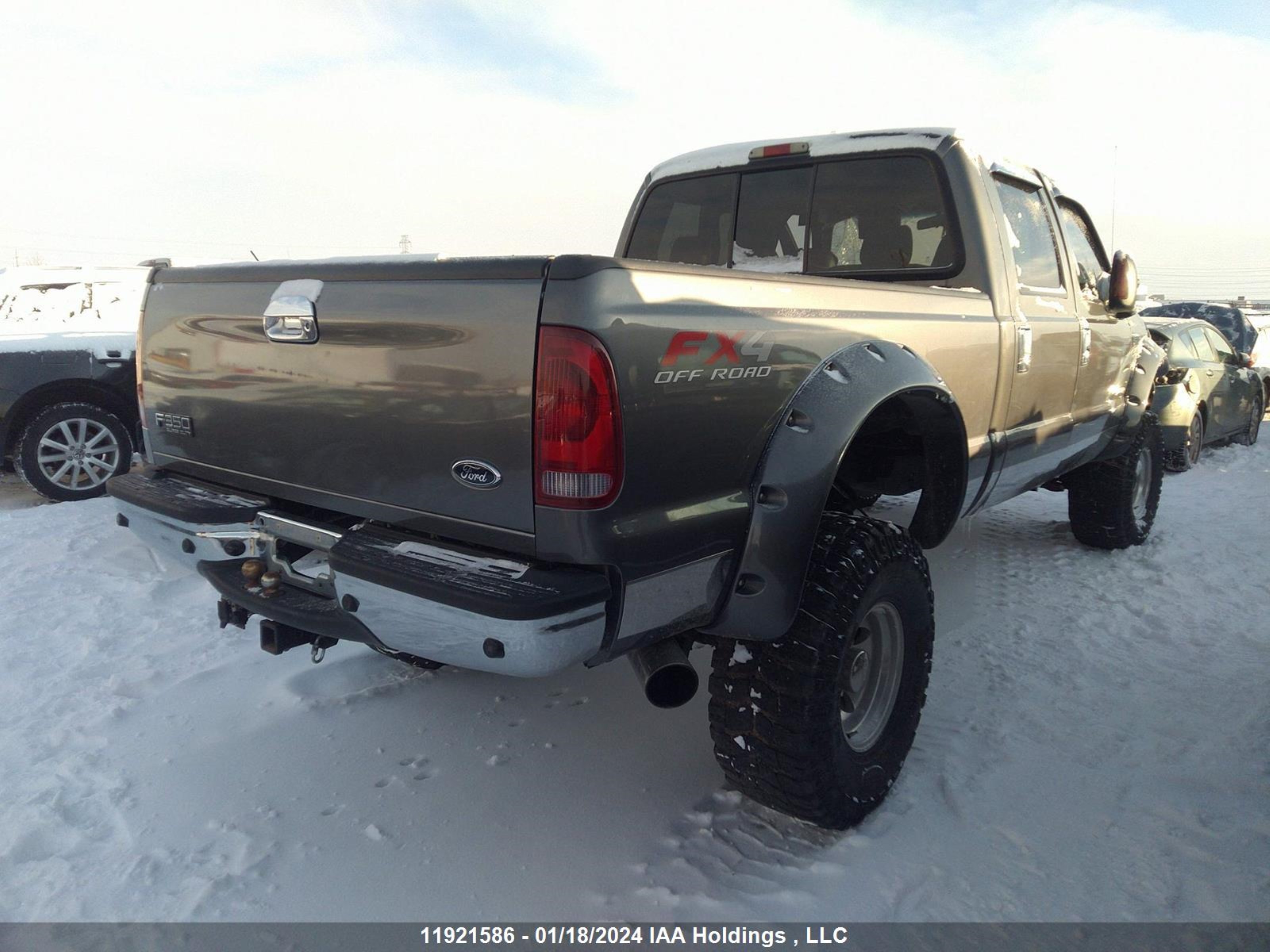 Photo 3 VIN: 1FTSW31P44ED96740 - FORD F350 