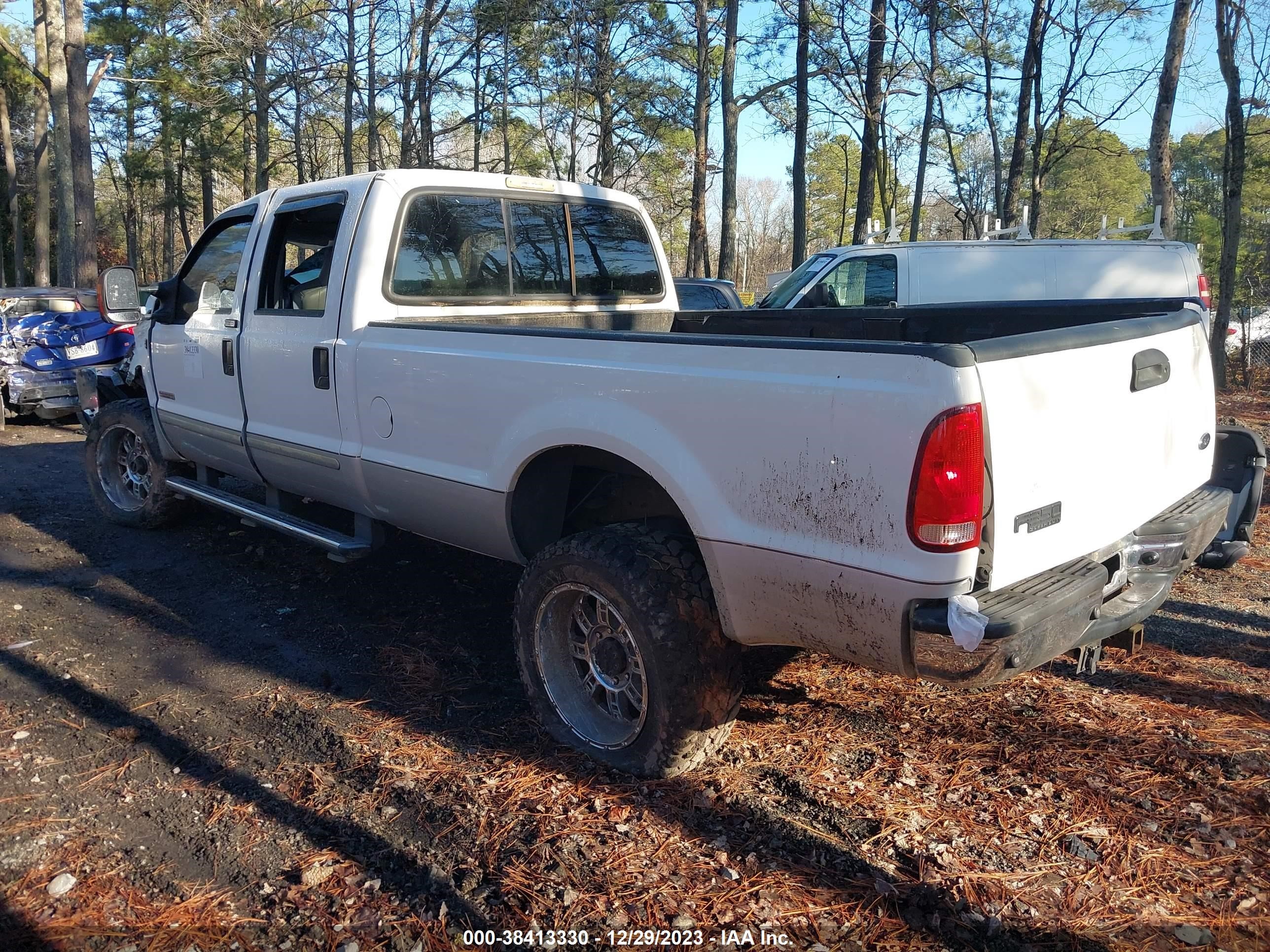 Photo 2 VIN: 1FTSW31P54EB25055 - FORD F350 