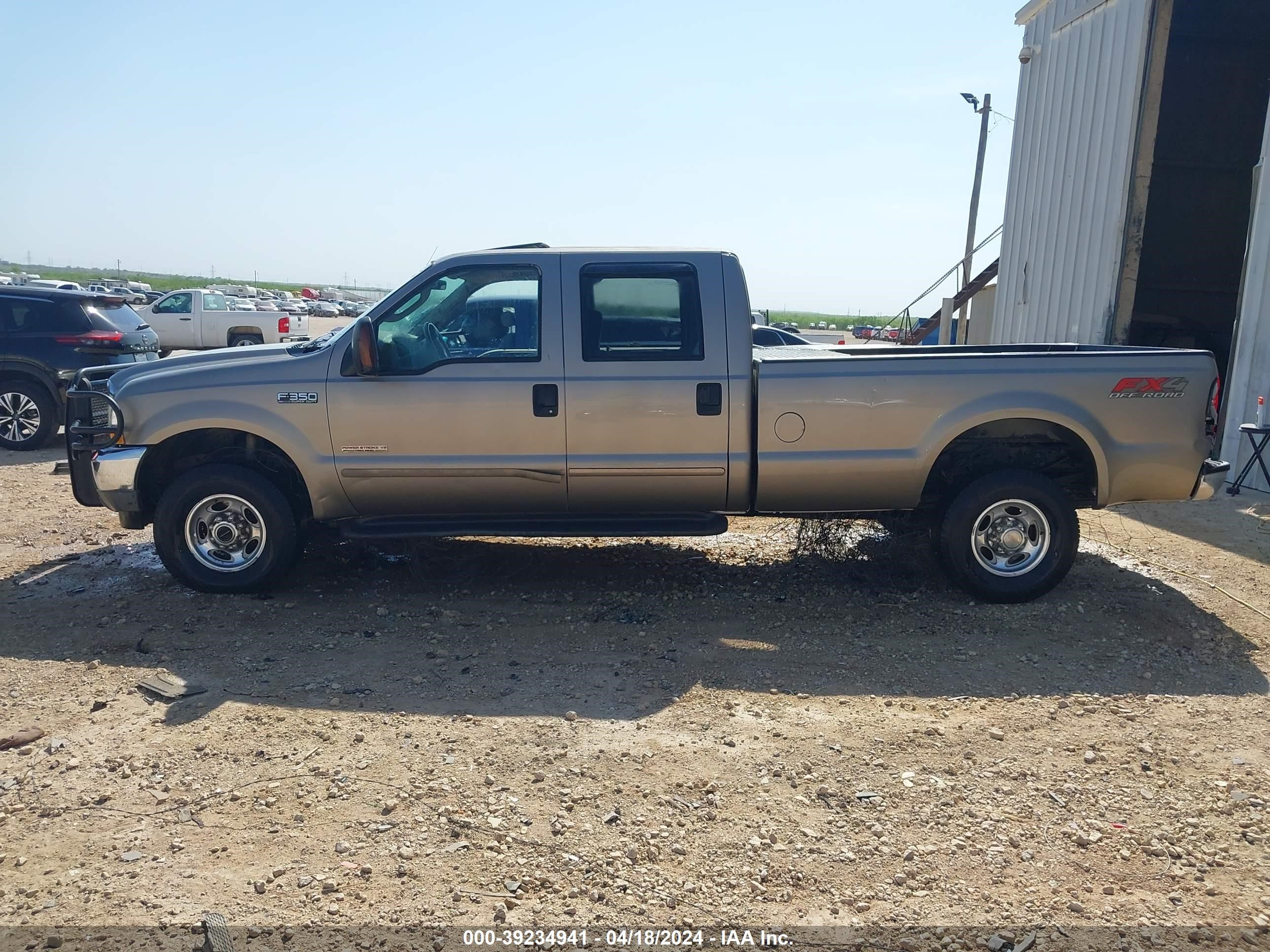 Photo 13 VIN: 1FTSW31P83EC45186 - FORD F350 