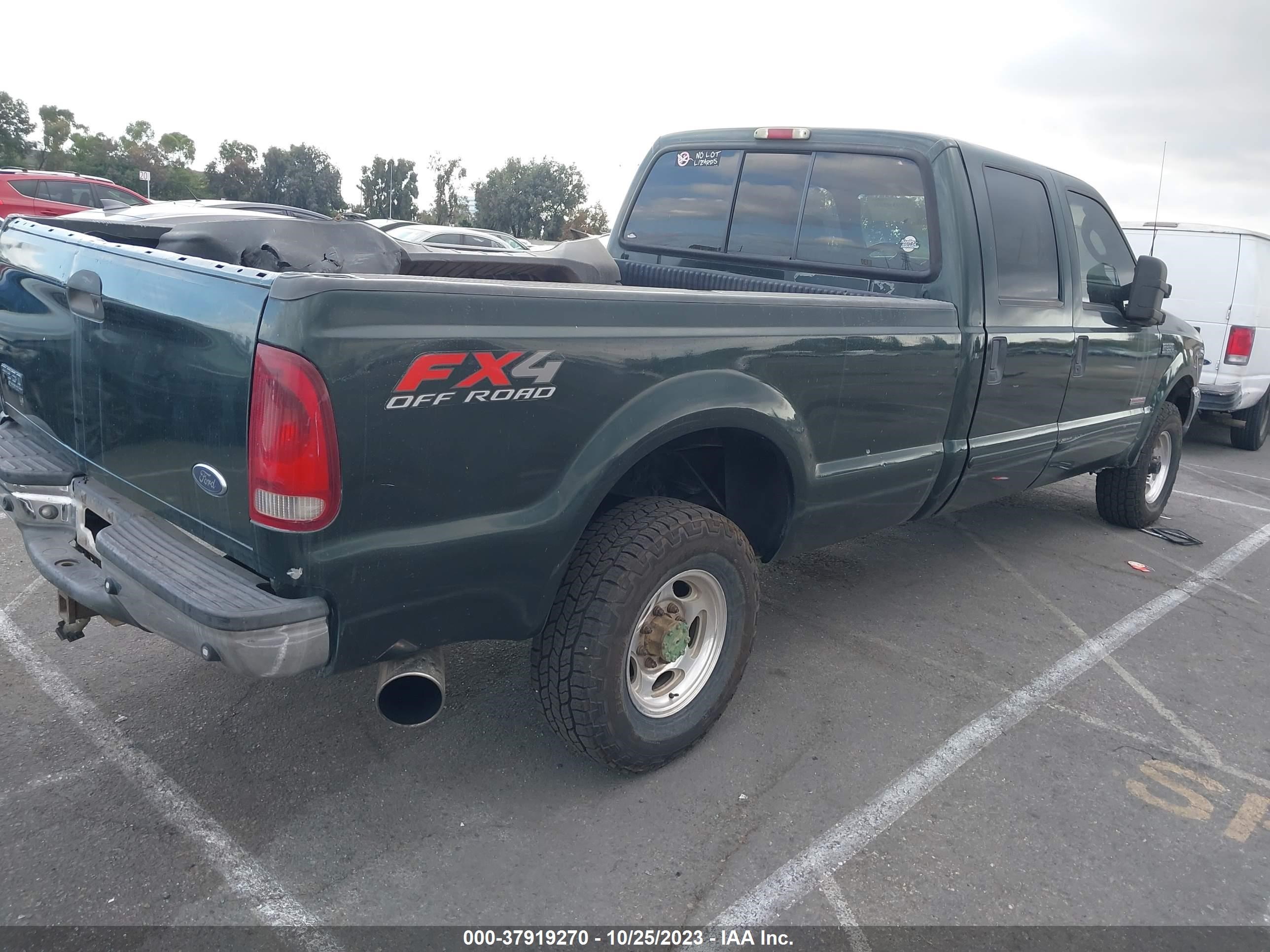 Photo 3 VIN: 1FTSW31P83ED53419 - FORD F350 