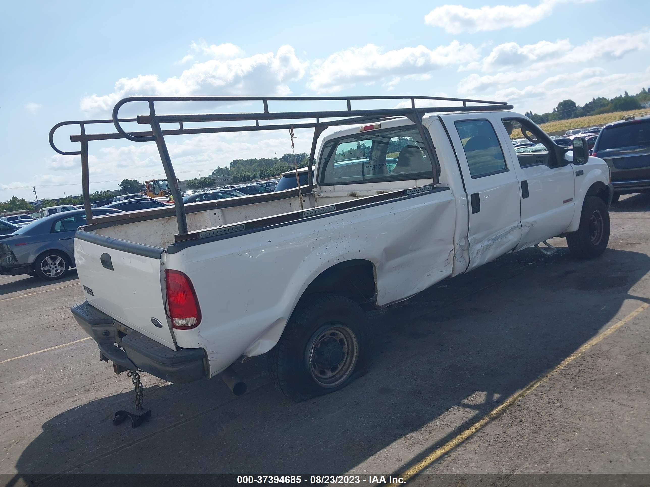 Photo 3 VIN: 1FTSW31P84ED55057 - FORD F350 