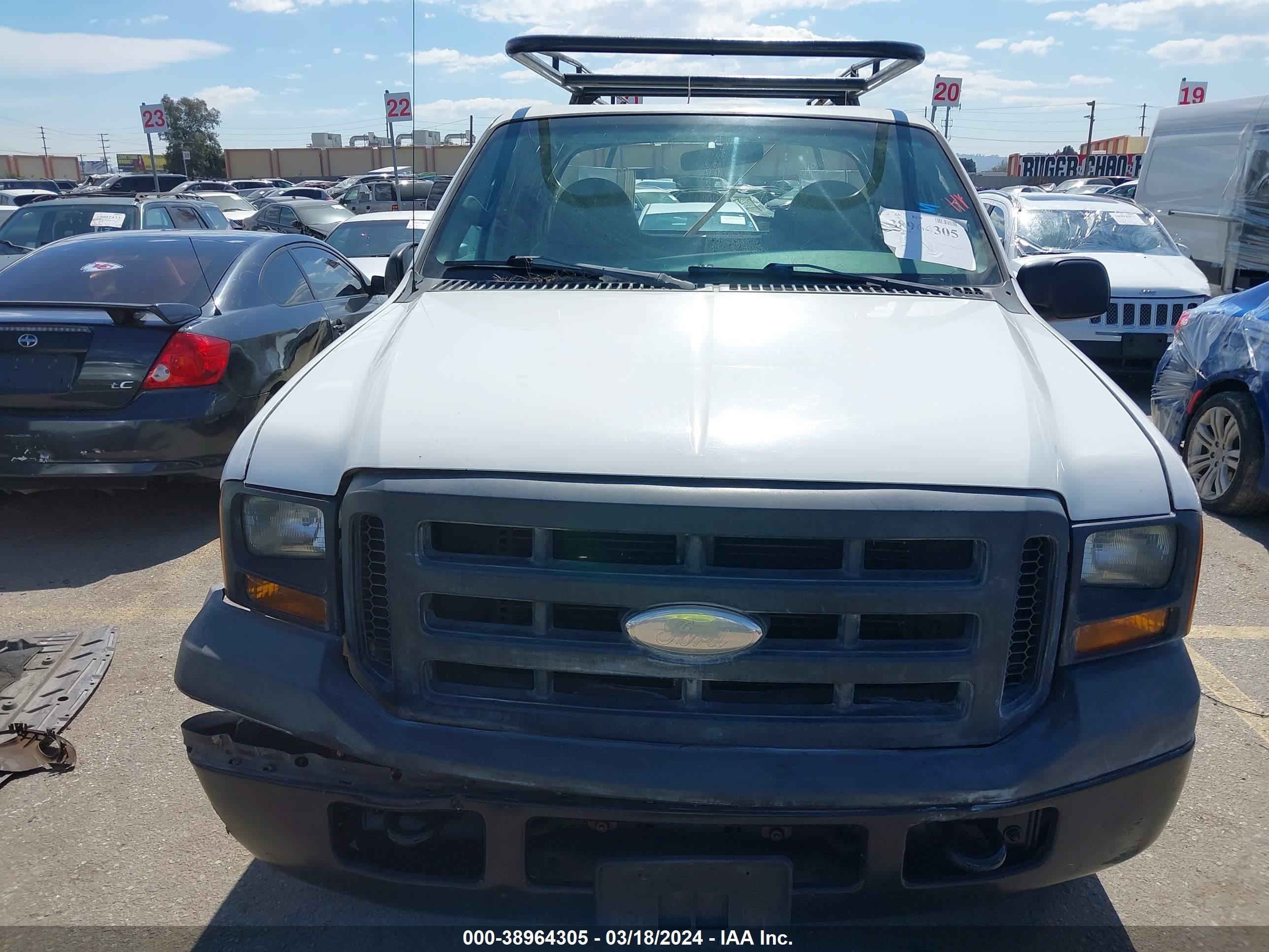 Photo 11 VIN: 1FTSX20507EA76150 - FORD F250 