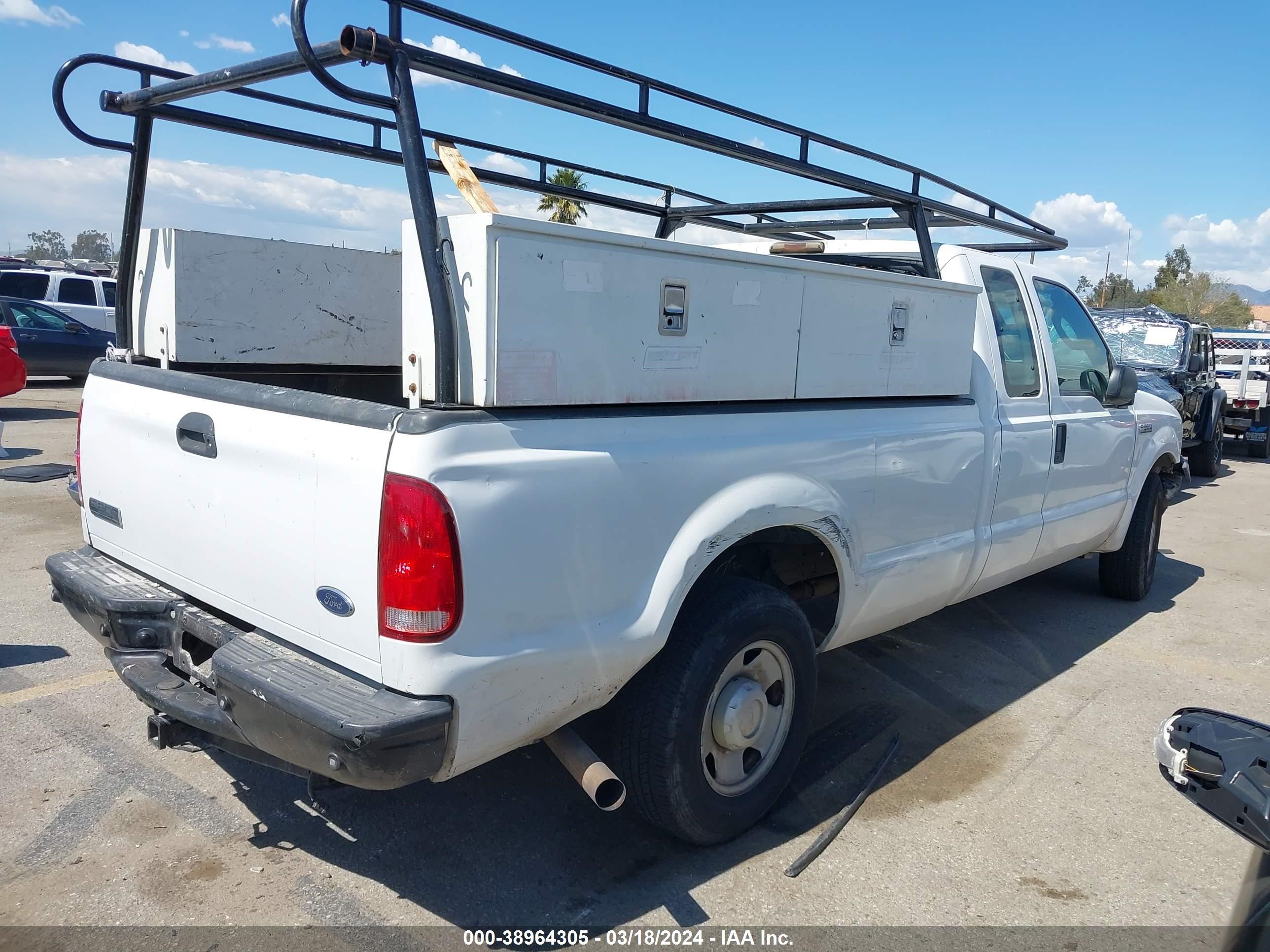 Photo 3 VIN: 1FTSX20507EA76150 - FORD F250 