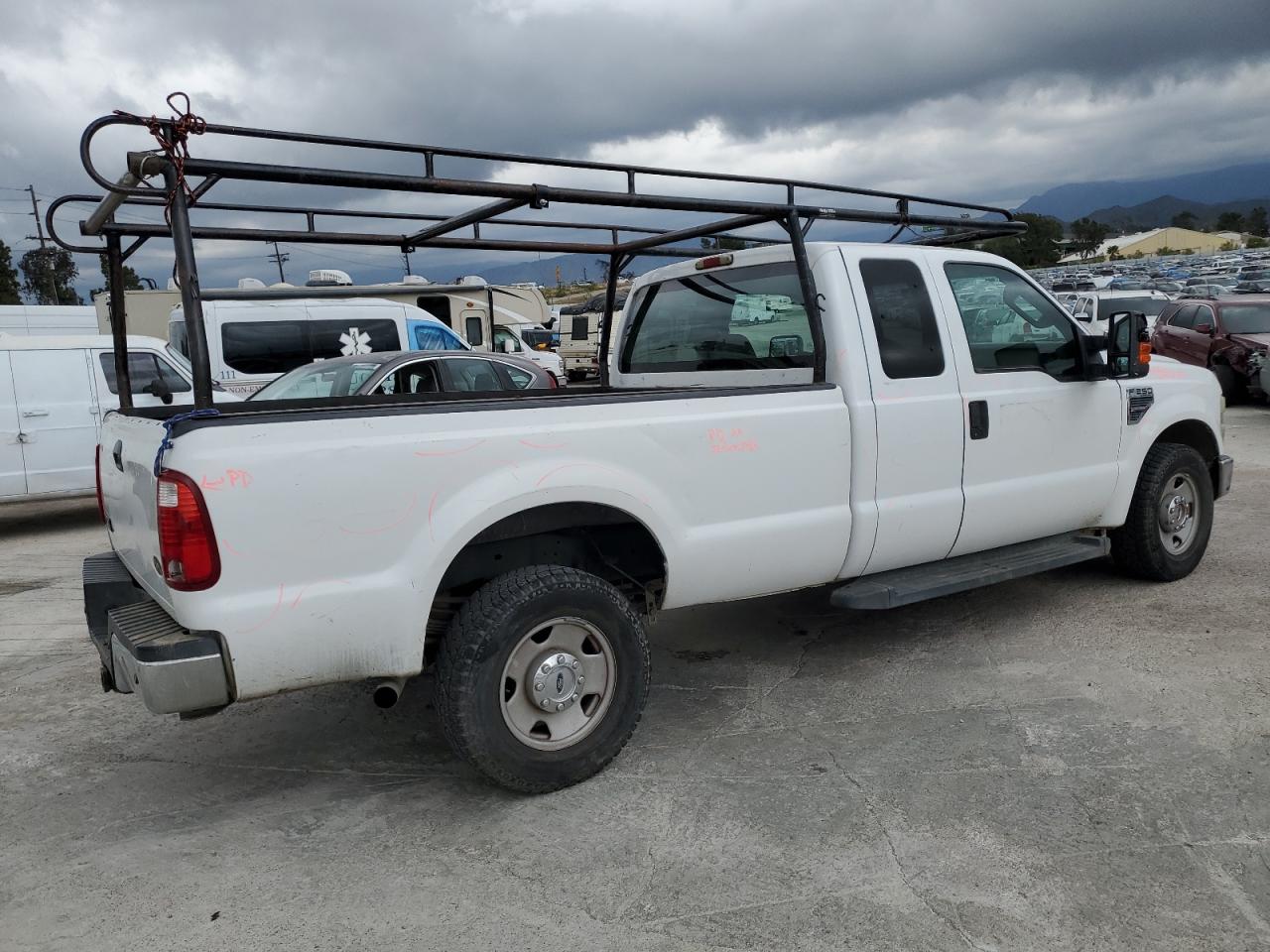 Photo 2 VIN: 1FTSX20508EA56658 - FORD F250 