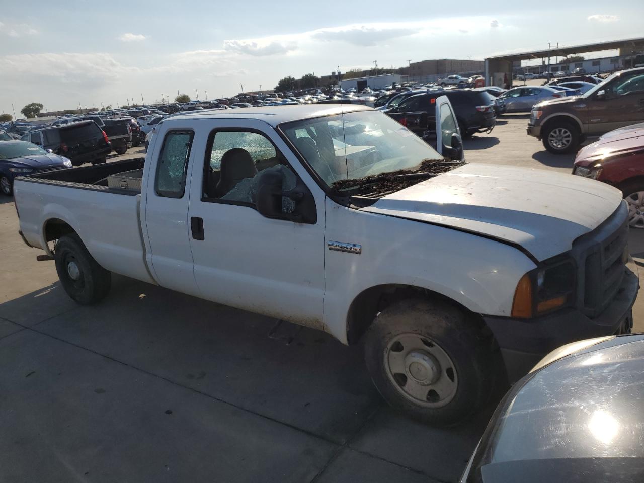 Photo 3 VIN: 1FTSX20516EC12641 - FORD F250 