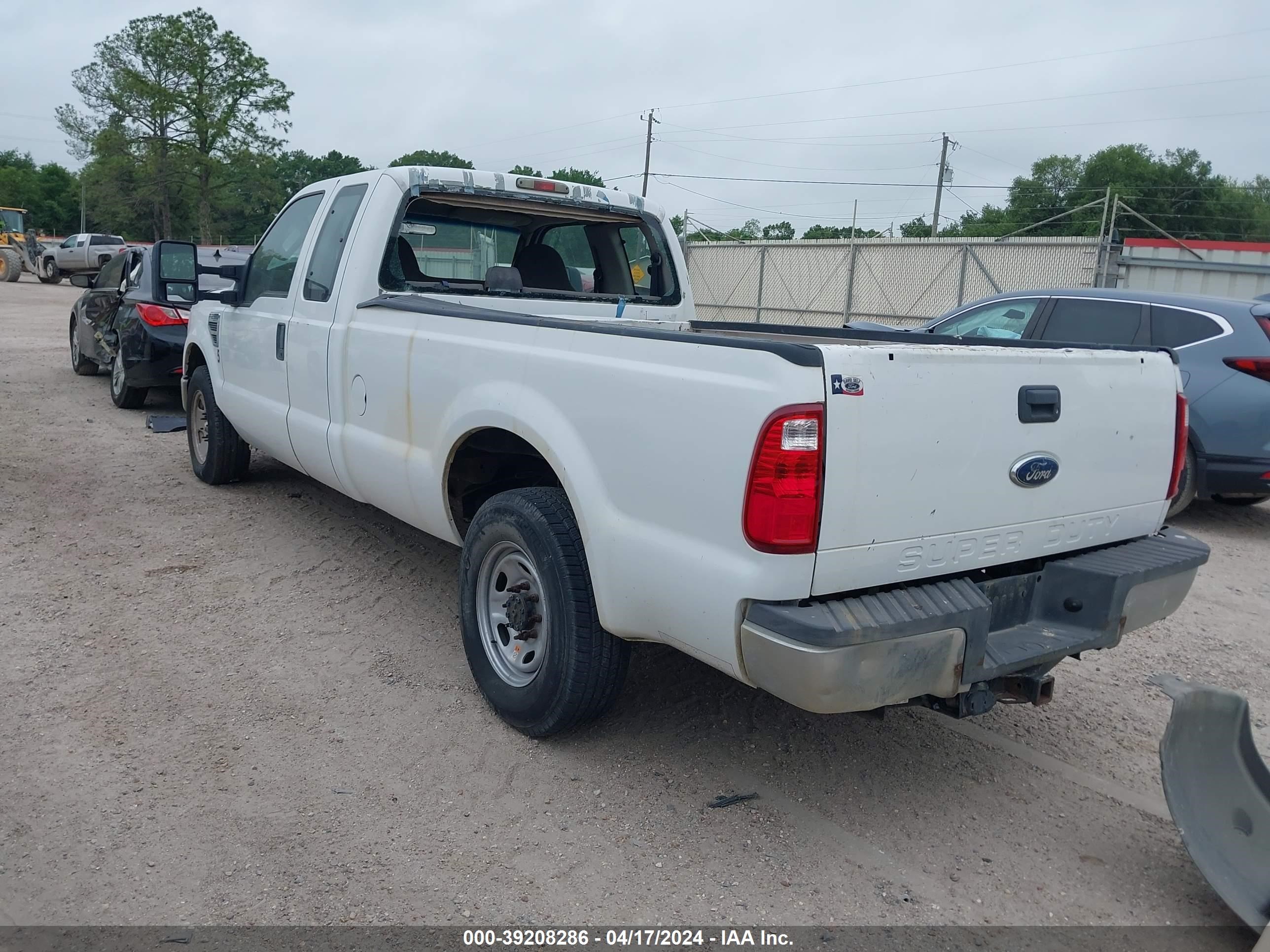 Photo 2 VIN: 1FTSX20539EA03650 - FORD F250 