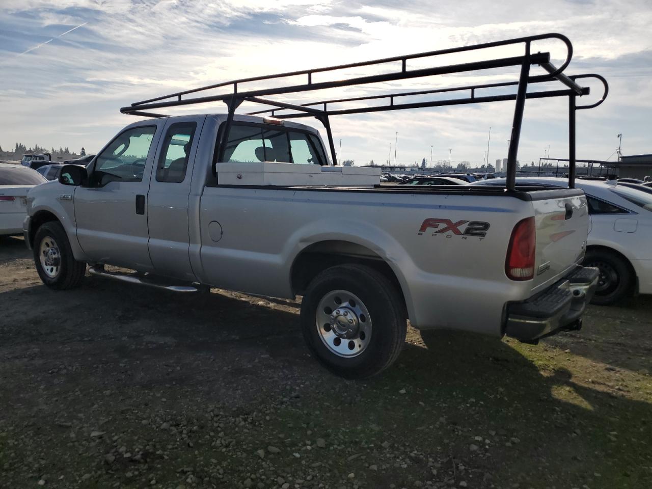 Photo 2 VIN: 1FTSX20575EB21355 - FORD F250 