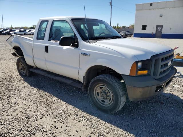 Photo 3 VIN: 1FTSX21507EA03097 - FORD F250 