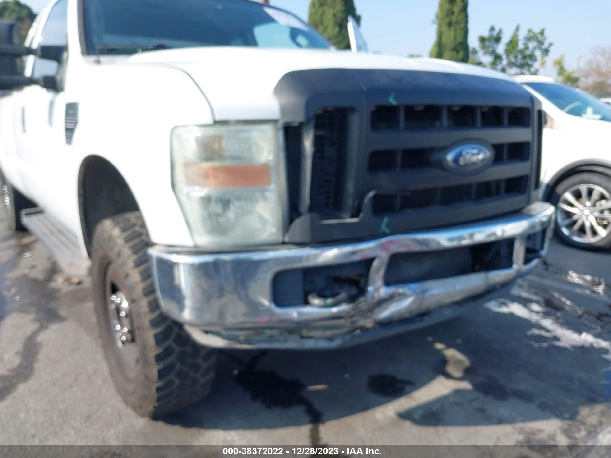 Photo 5 VIN: 1FTSX21528EB24845 - FORD F250 