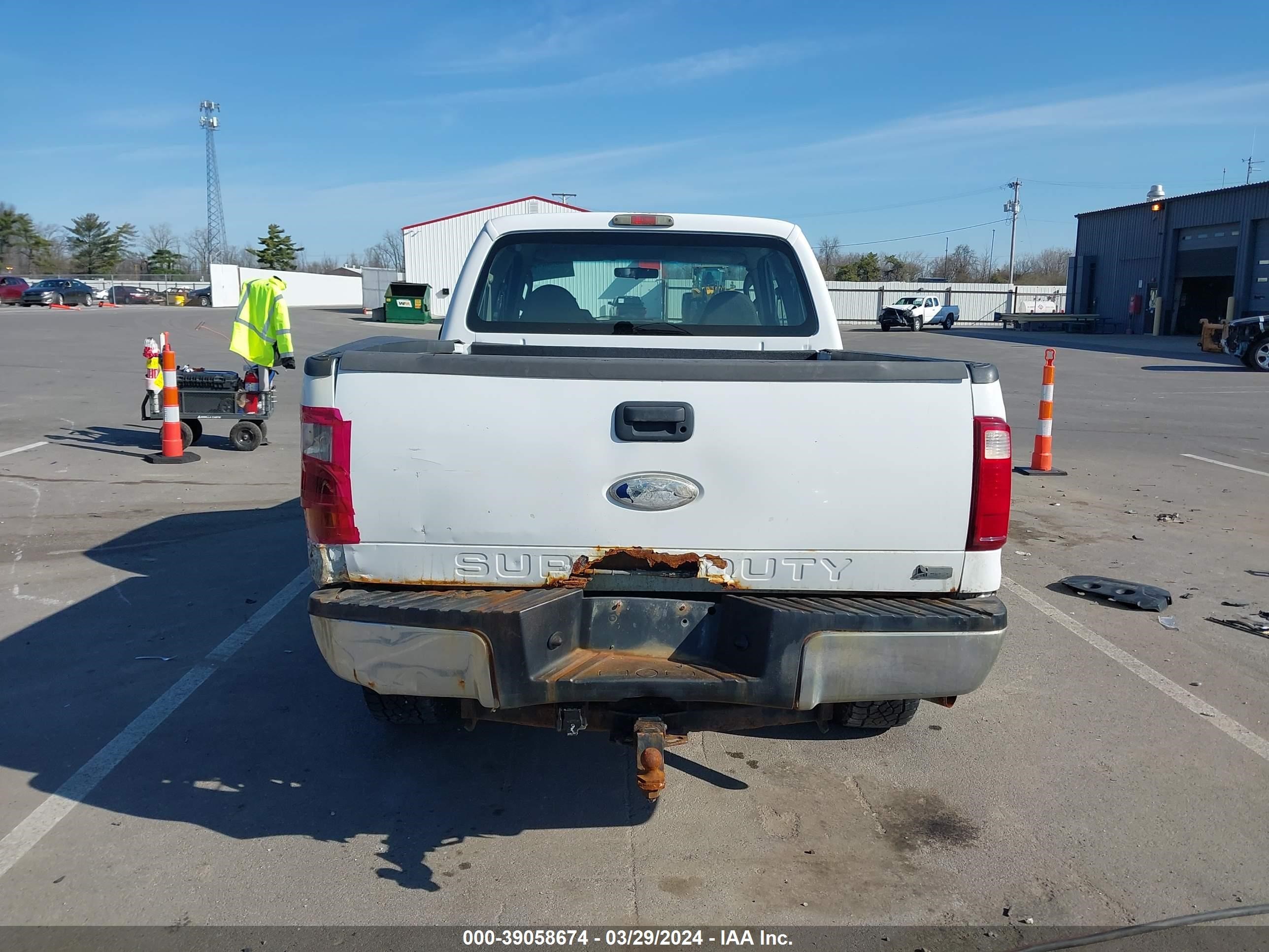 Photo 15 VIN: 1FTSX21568ED45980 - FORD F250 