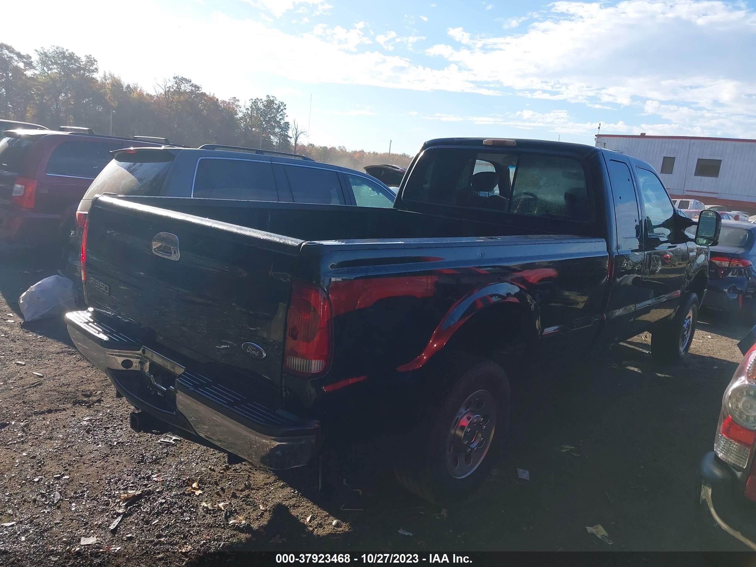 Photo 3 VIN: 1FTSX21596ED41368 - FORD F250 