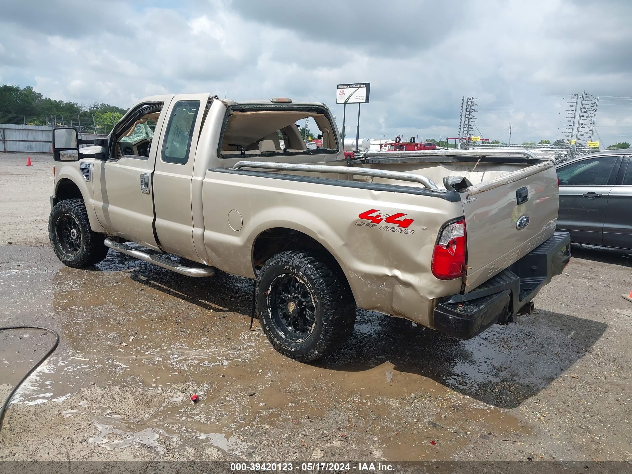 Photo 2 VIN: 1FTSX215X8EA96664 - FORD F250 