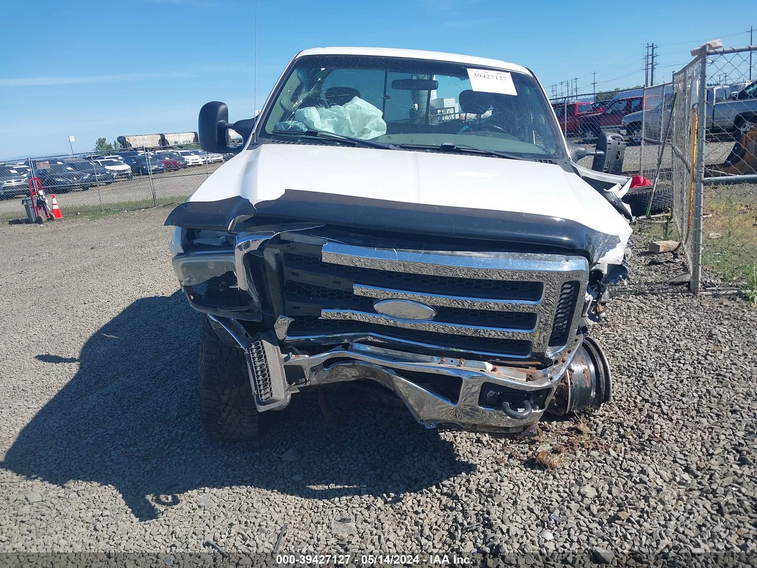 Photo 11 VIN: 1FTSX21P65EA22817 - FORD F250 