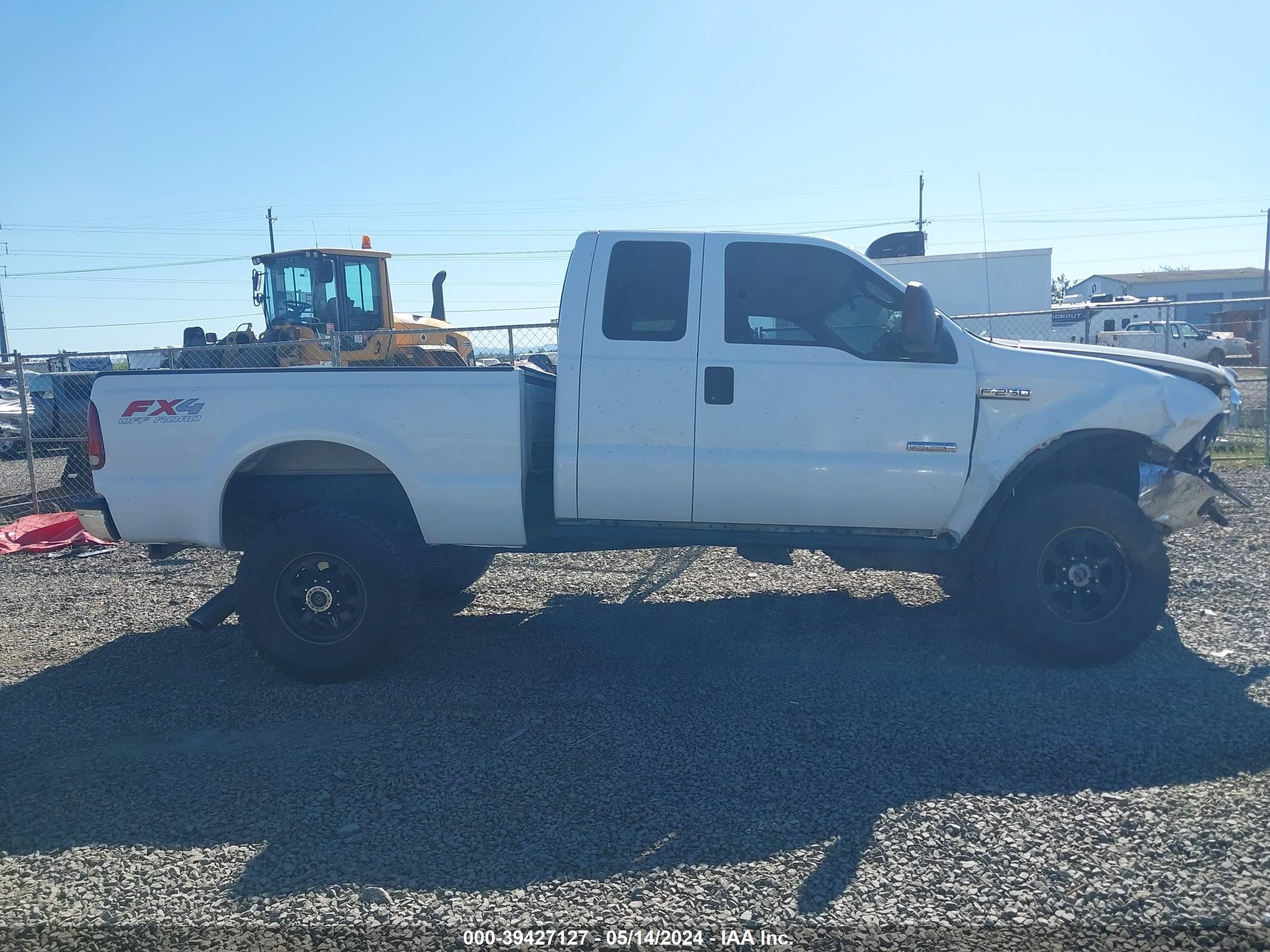 Photo 12 VIN: 1FTSX21P65EA22817 - FORD F250 