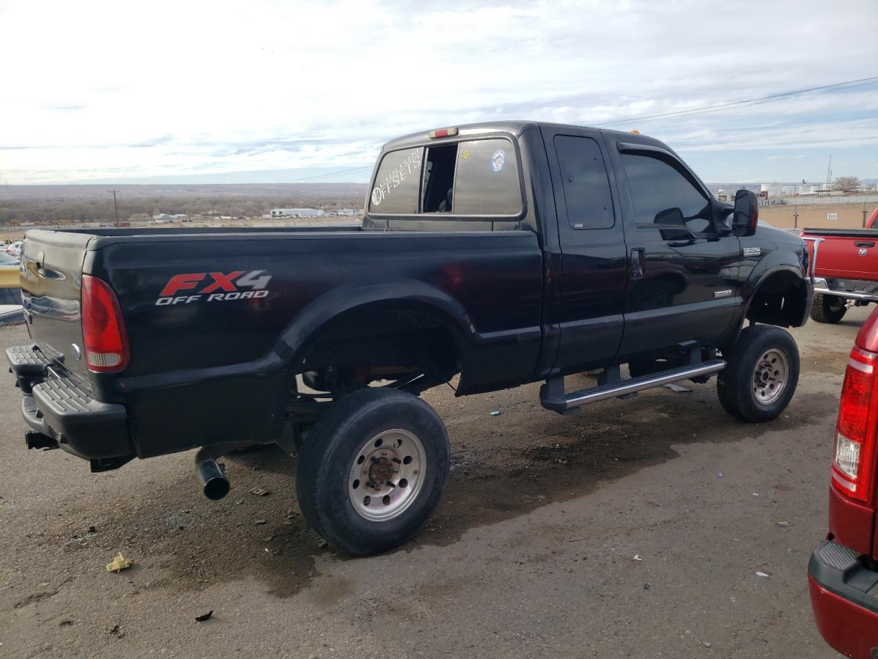 Photo 2 VIN: 1FTSX21P75EB50368 - FORD F250 