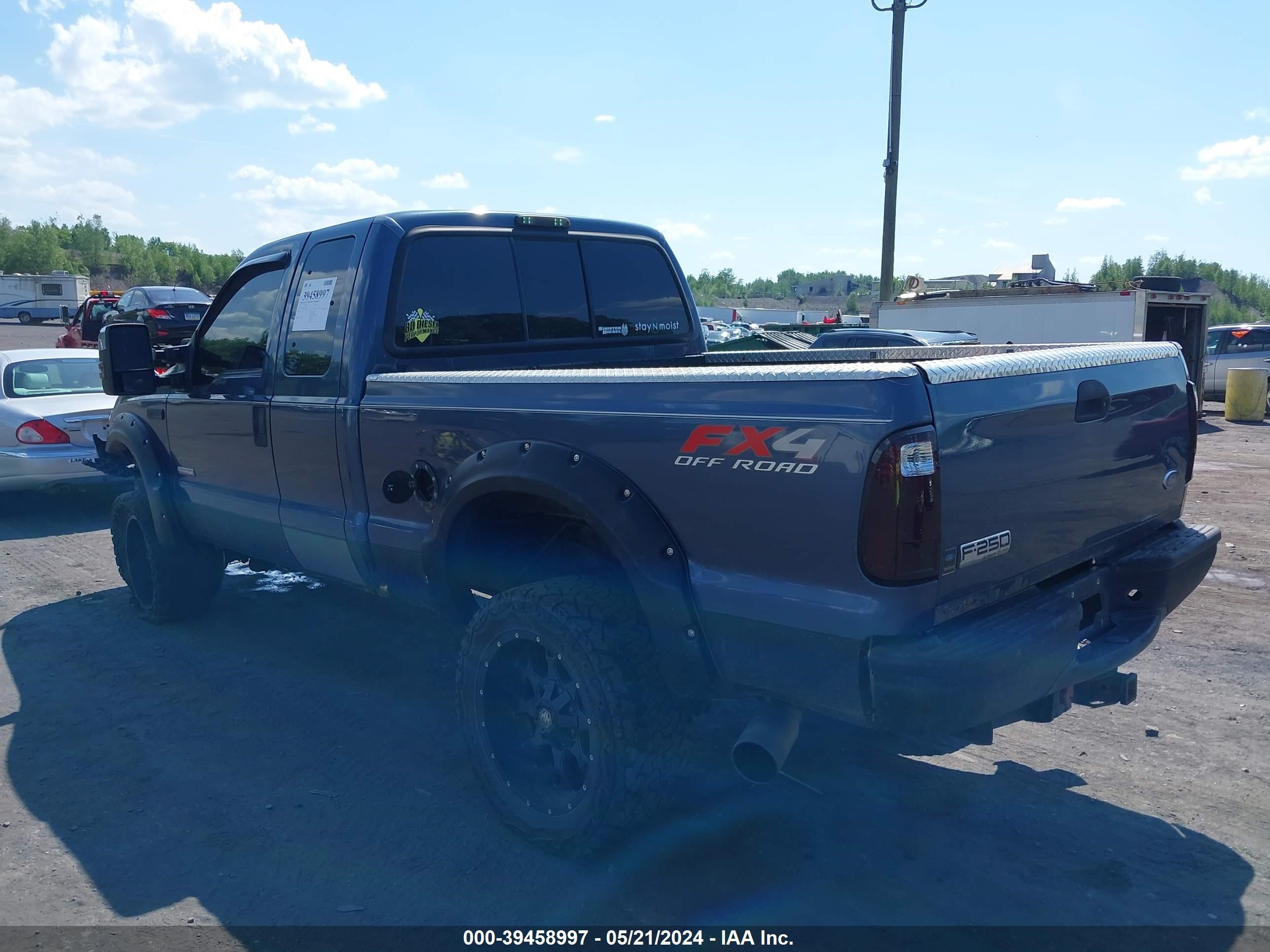 Photo 2 VIN: 1FTSX21P85ED20480 - FORD F250 