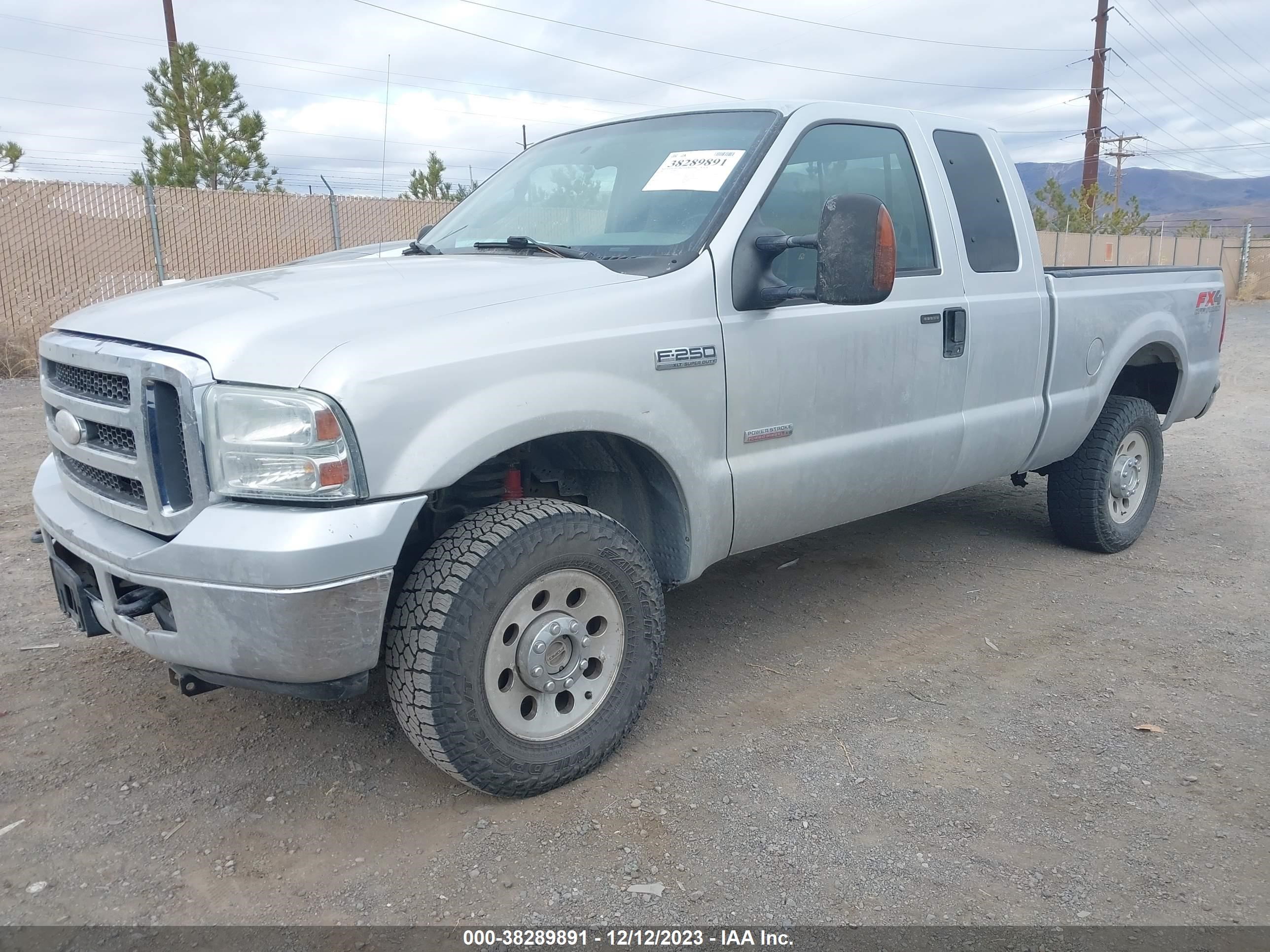 Photo 1 VIN: 1FTSX21P95EC51377 - FORD F250 