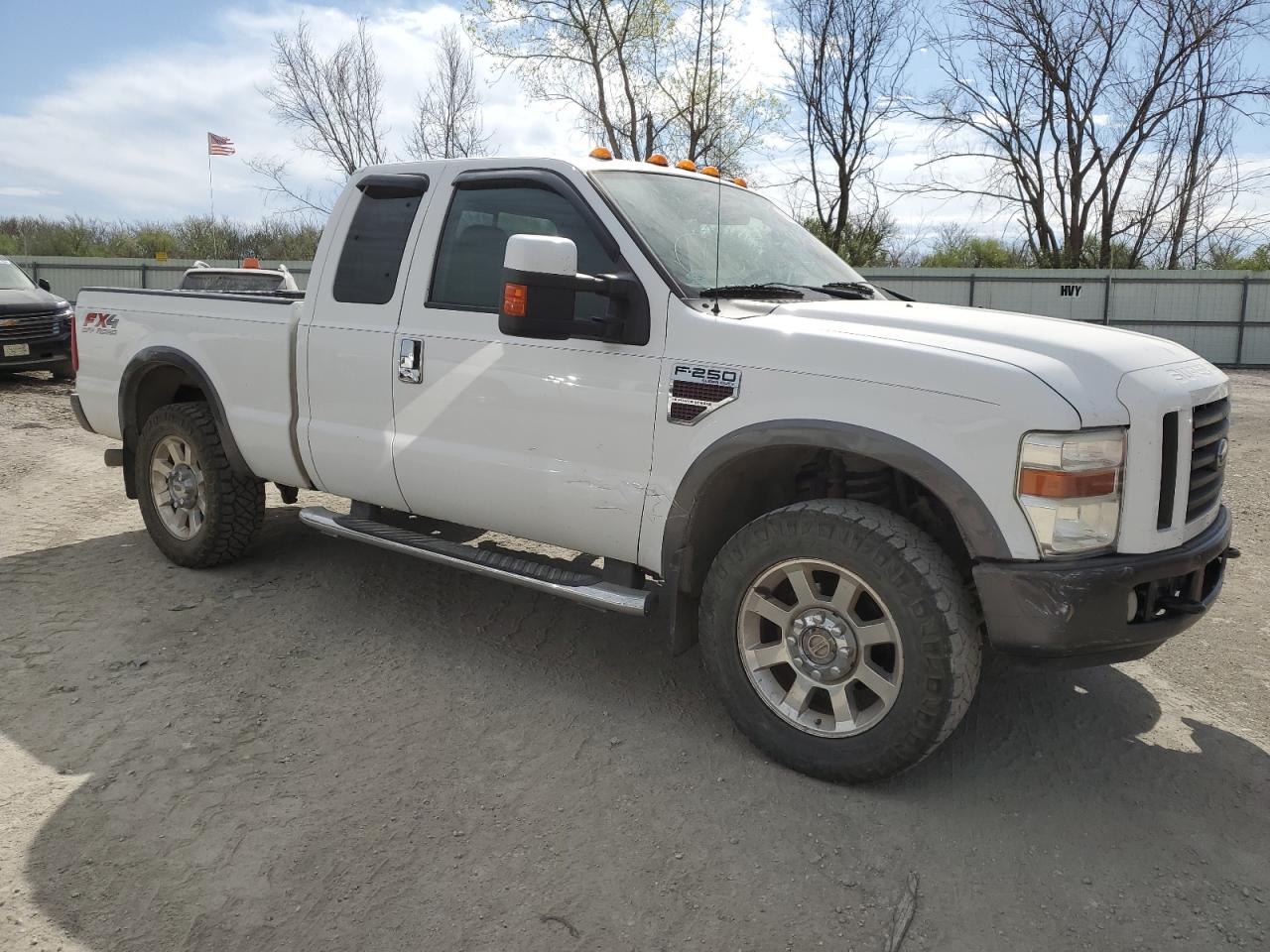 Photo 3 VIN: 1FTSX21R08EB36463 - FORD F250 