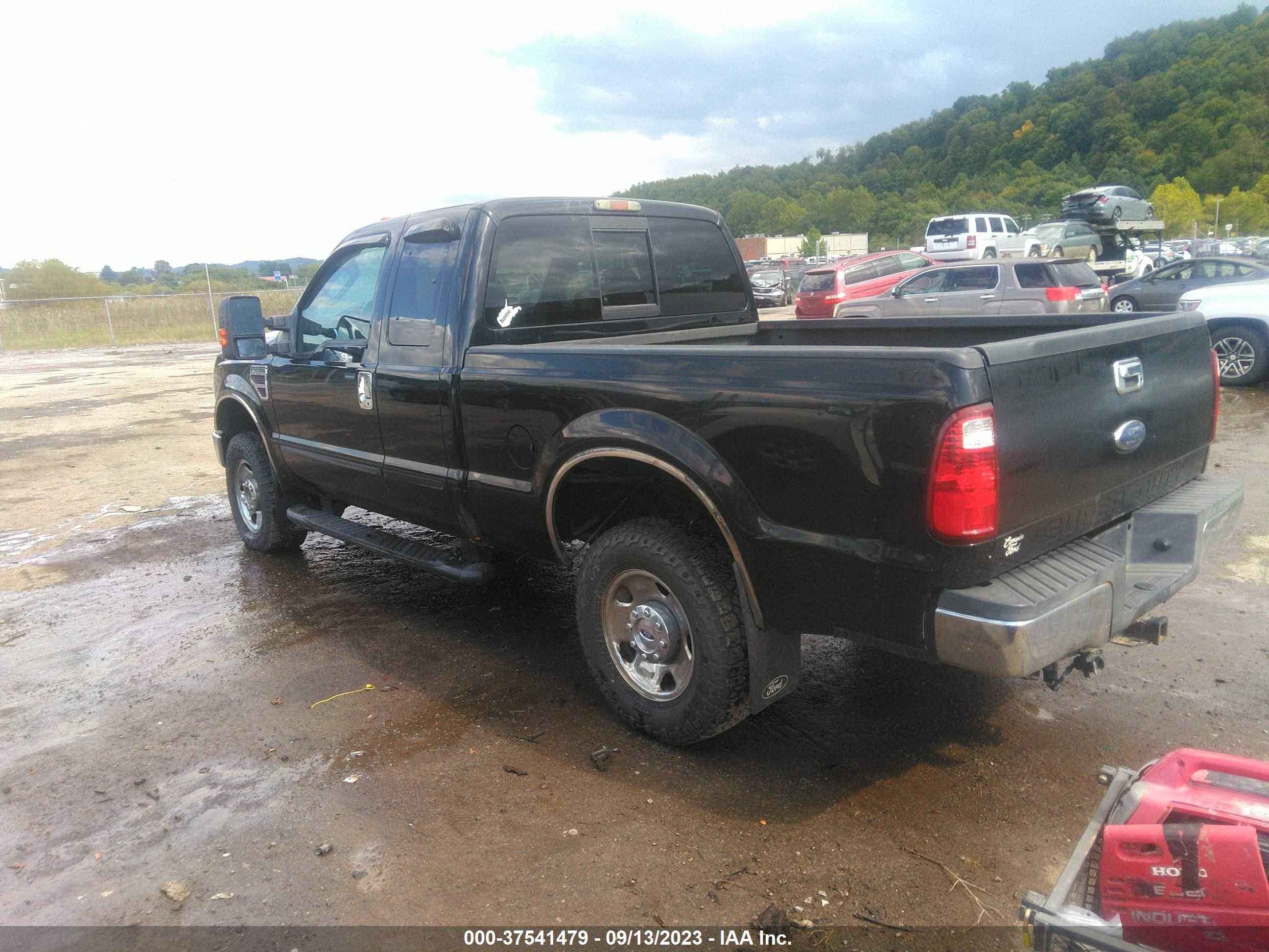 Photo 2 VIN: 1FTSX21R18EA45184 - FORD F250 