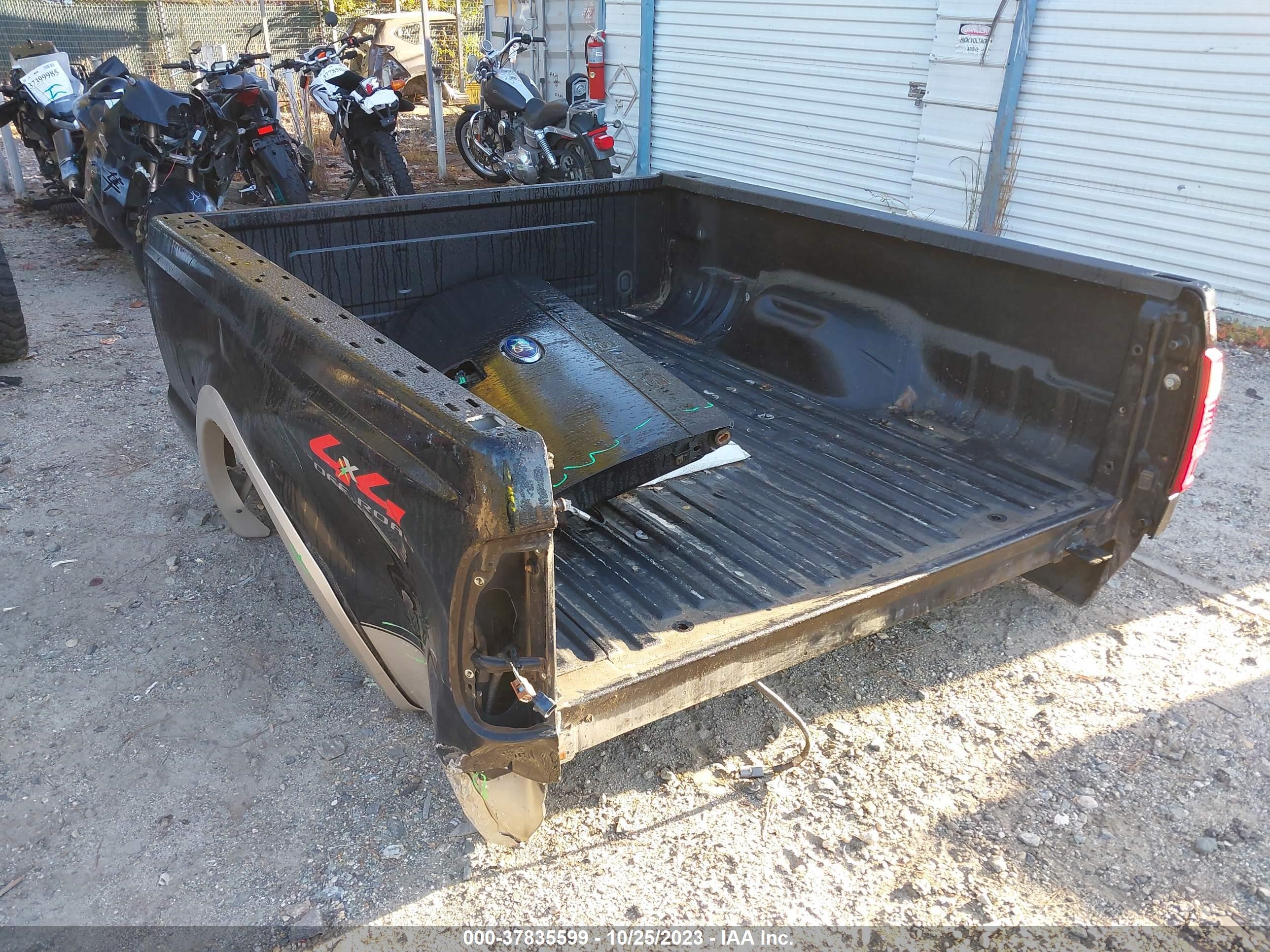 Photo 11 VIN: 1FTSX21R38EB91733 - FORD F250 