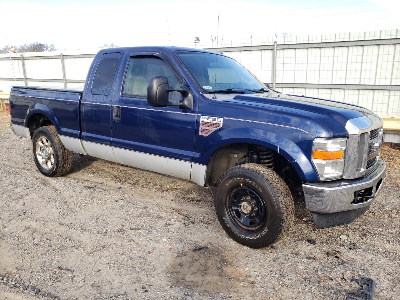 Photo 3 VIN: 1FTSX21R78EC08212 - FORD F250 