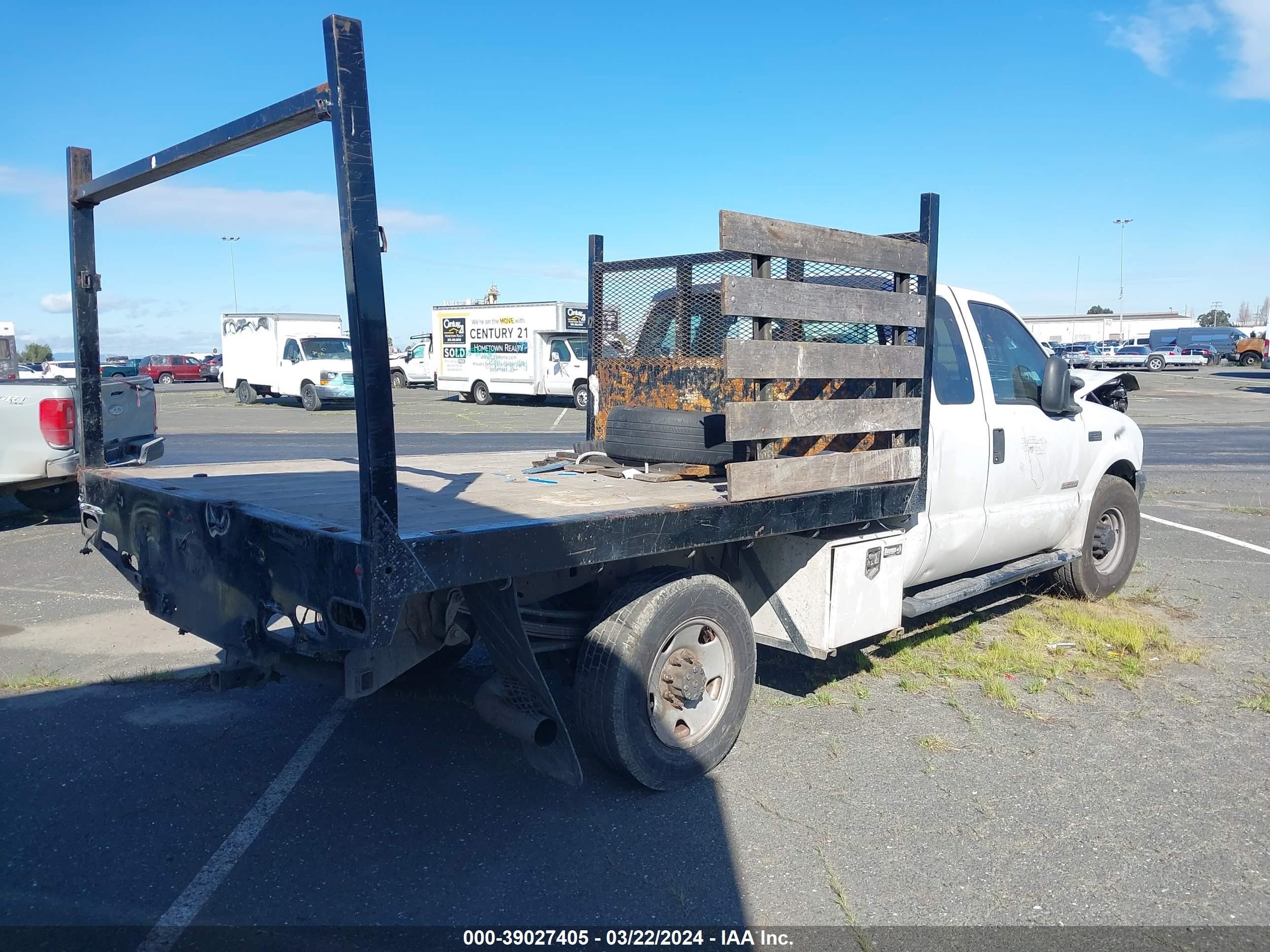 Photo 3 VIN: 1FTSX30P74EE08961 - FORD F350 