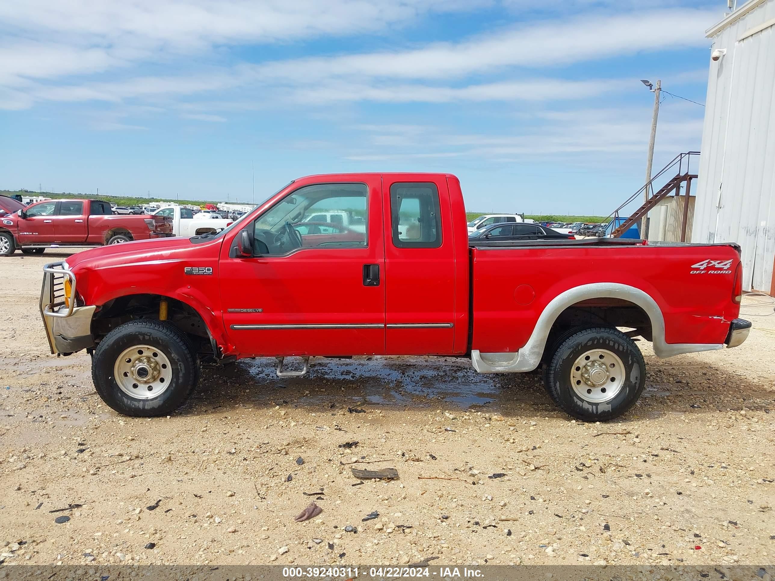 Photo 16 VIN: 1FTSX31F2YEA47876 - FORD F350 