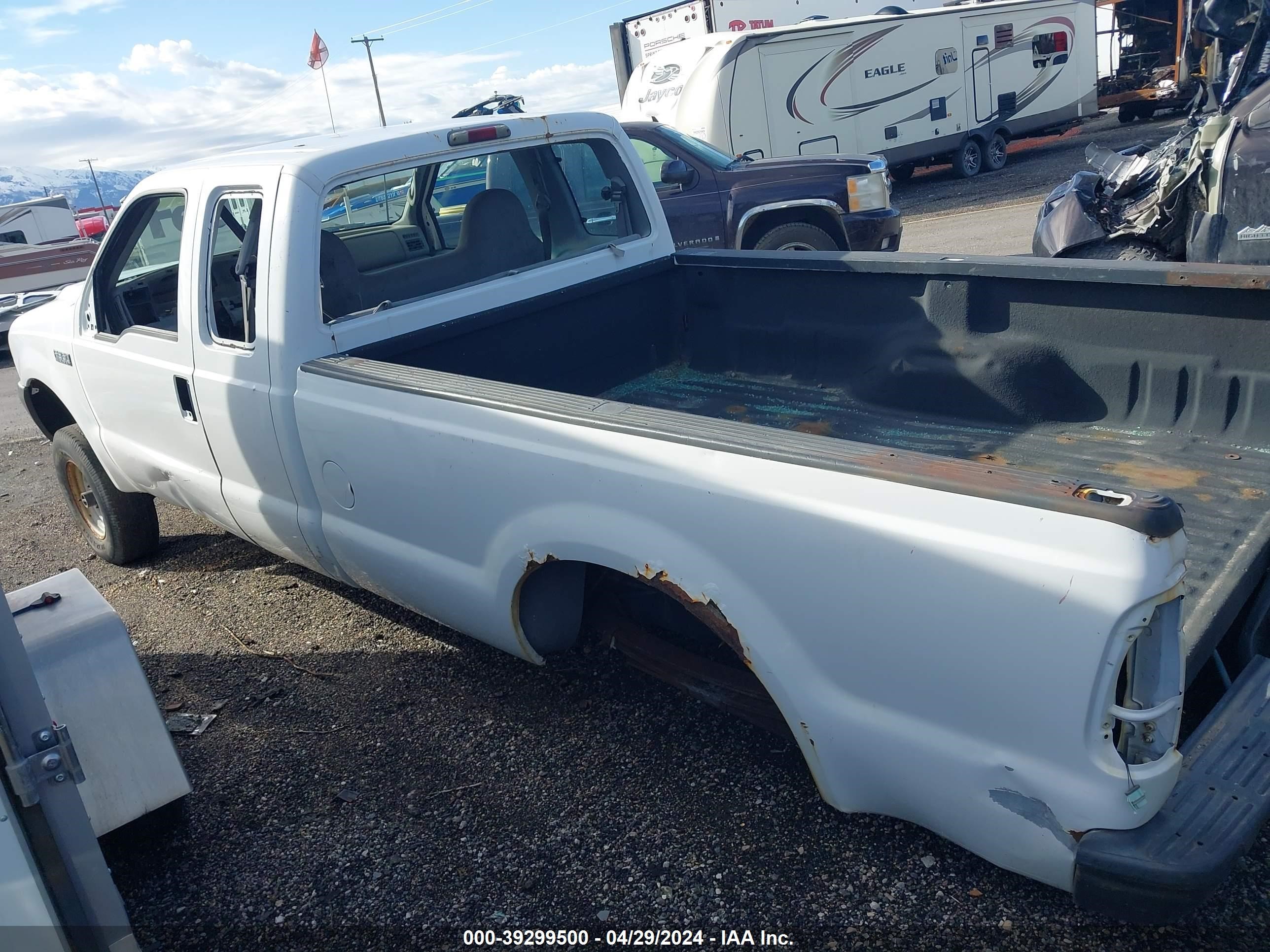 Photo 2 VIN: 1FTSX31F52EC23603 - FORD F350 