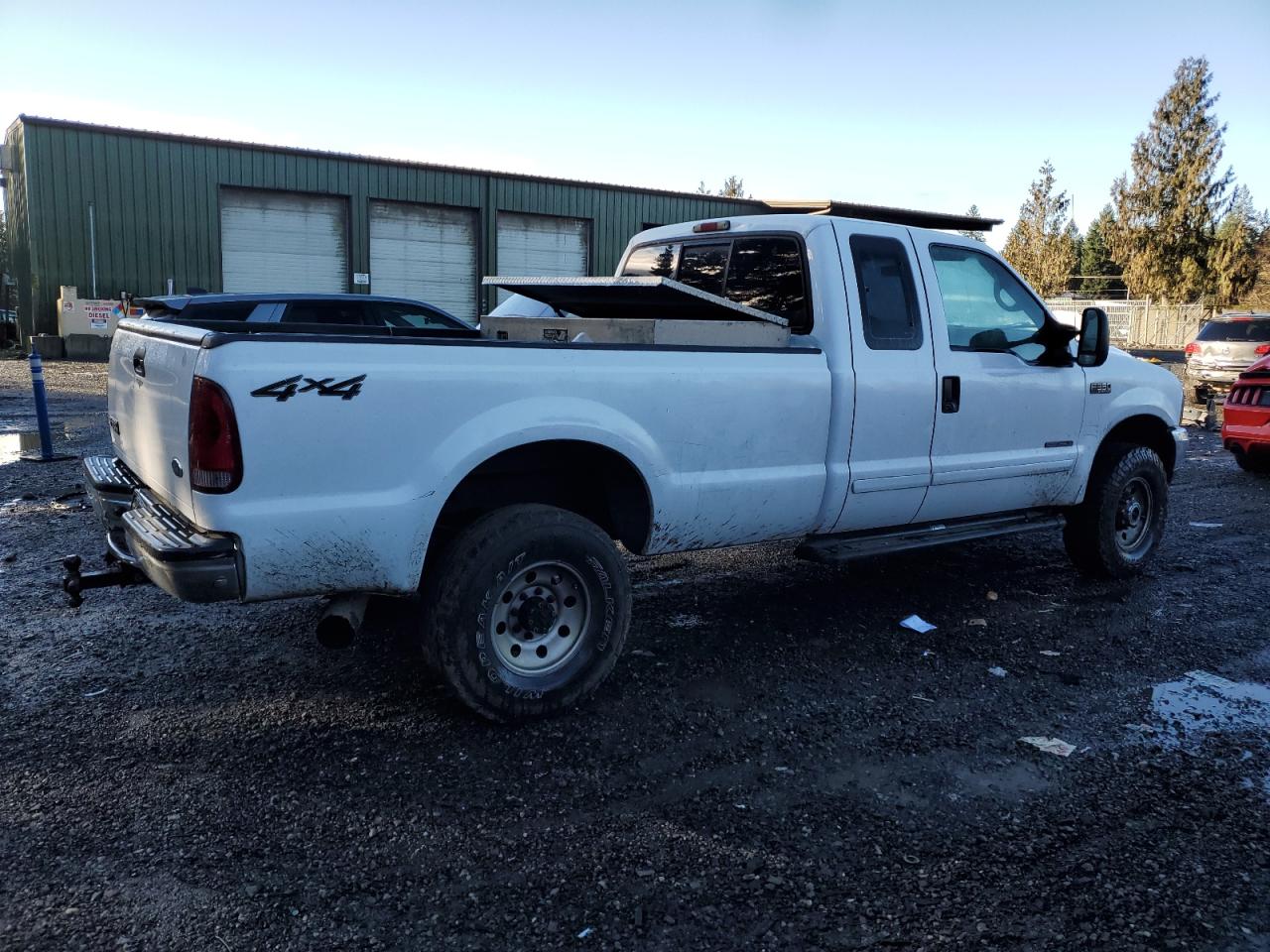 Photo 2 VIN: 1FTSX31F61EC58441 - FORD F350 