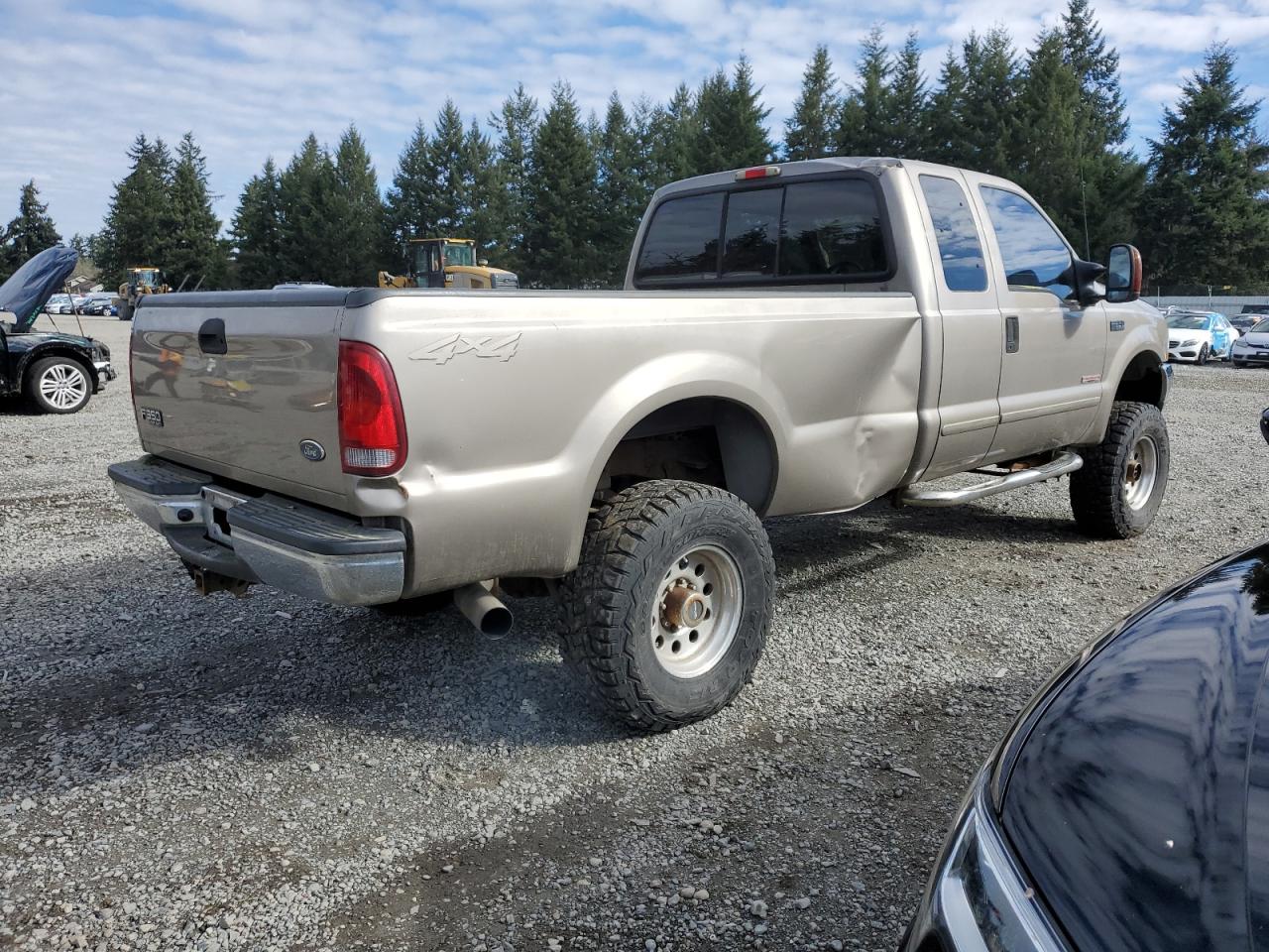 Photo 2 VIN: 1FTSX31P73EB86323 - FORD F350 