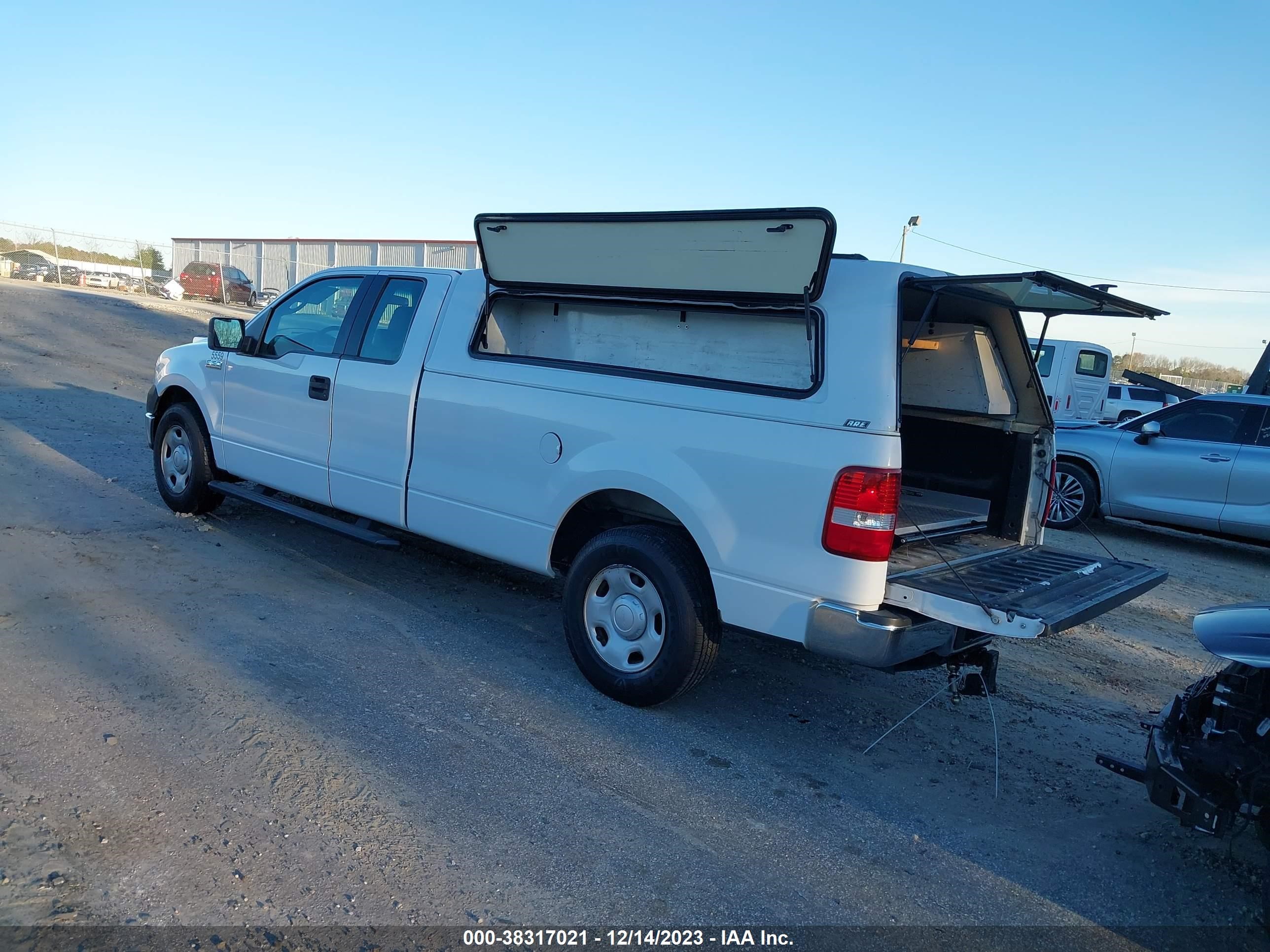 Photo 2 VIN: 1FTVX12585NB00373 - FORD F-150 