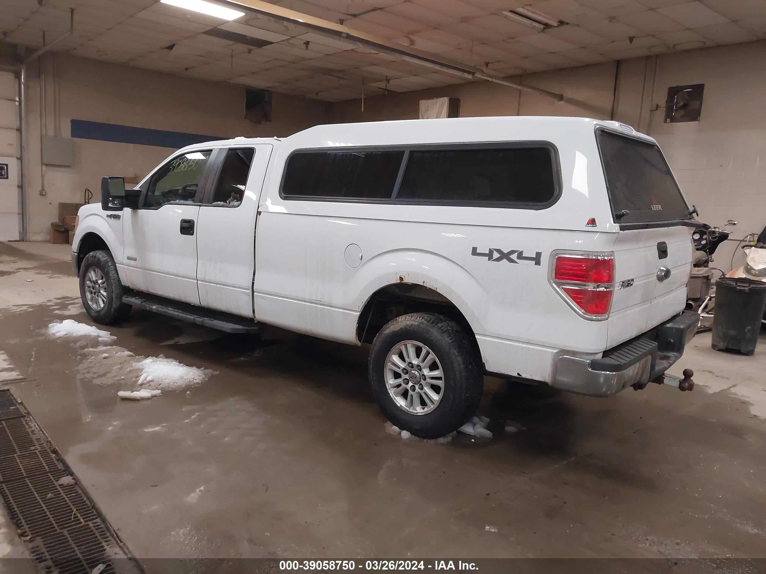 Photo 2 VIN: 1FTVX1ET2CKD12243 - FORD F-150 