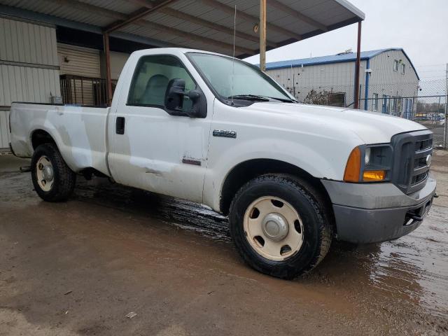 Photo 3 VIN: 1FTWF30P85EC14333 - FORD F350 