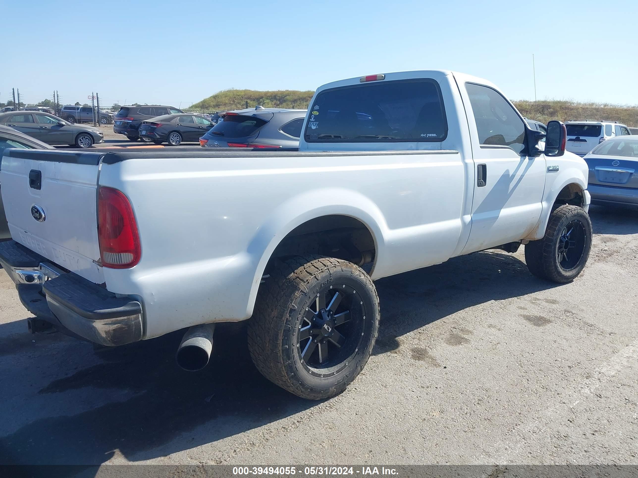 Photo 3 VIN: 1FTWF30P85EC29253 - FORD F350 